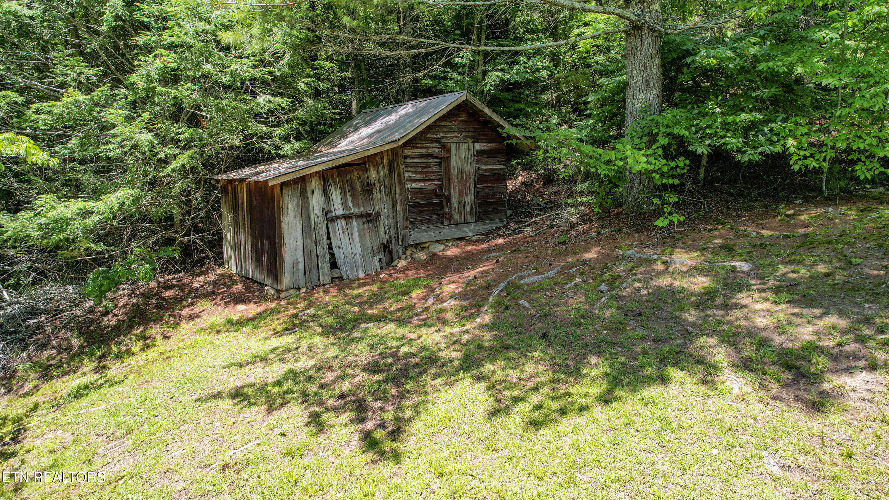 10721 New Highway 68 Tellico Plains TN 37385