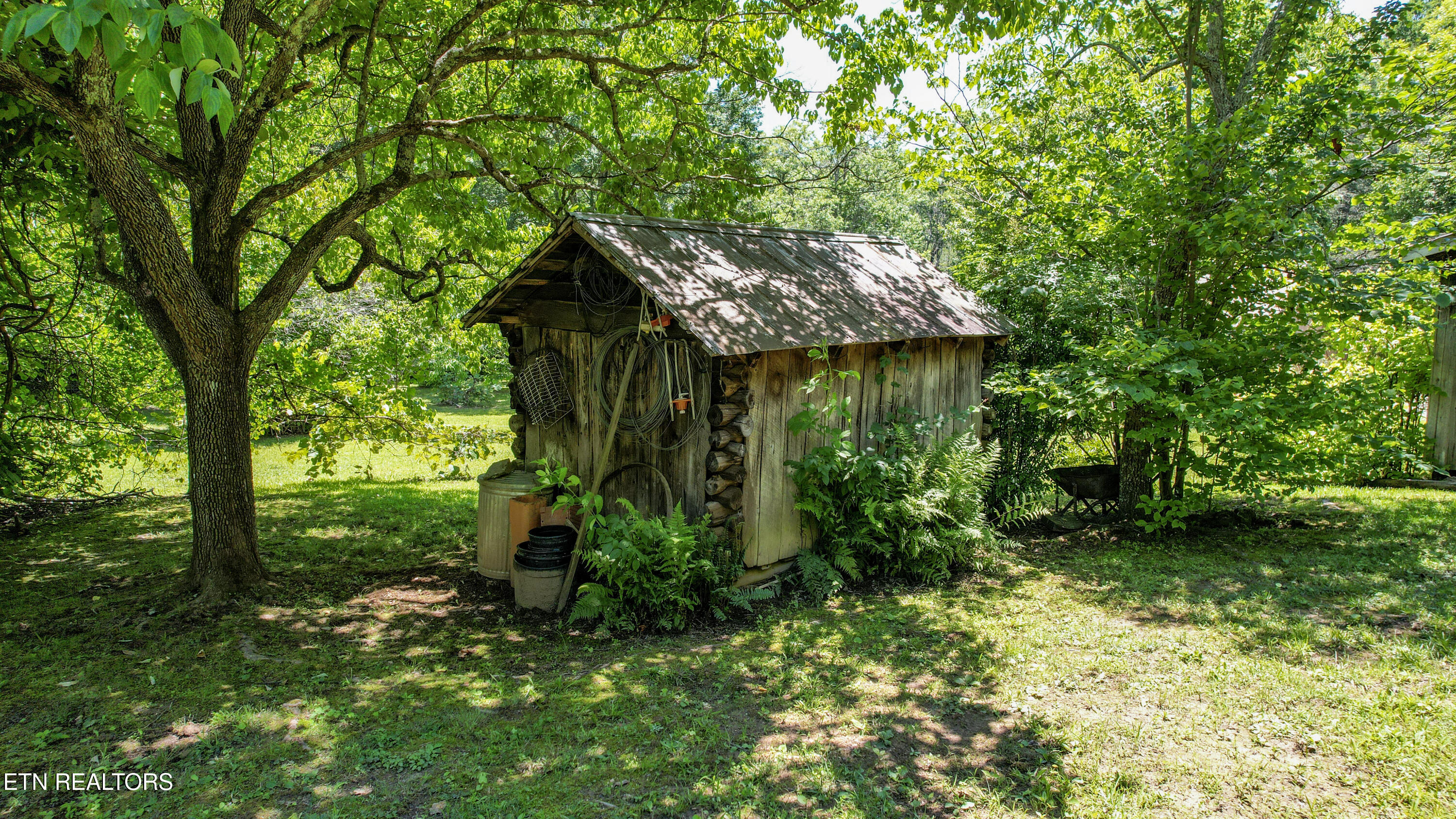 10721 New Highway 68 Tellico Plains TN 37385