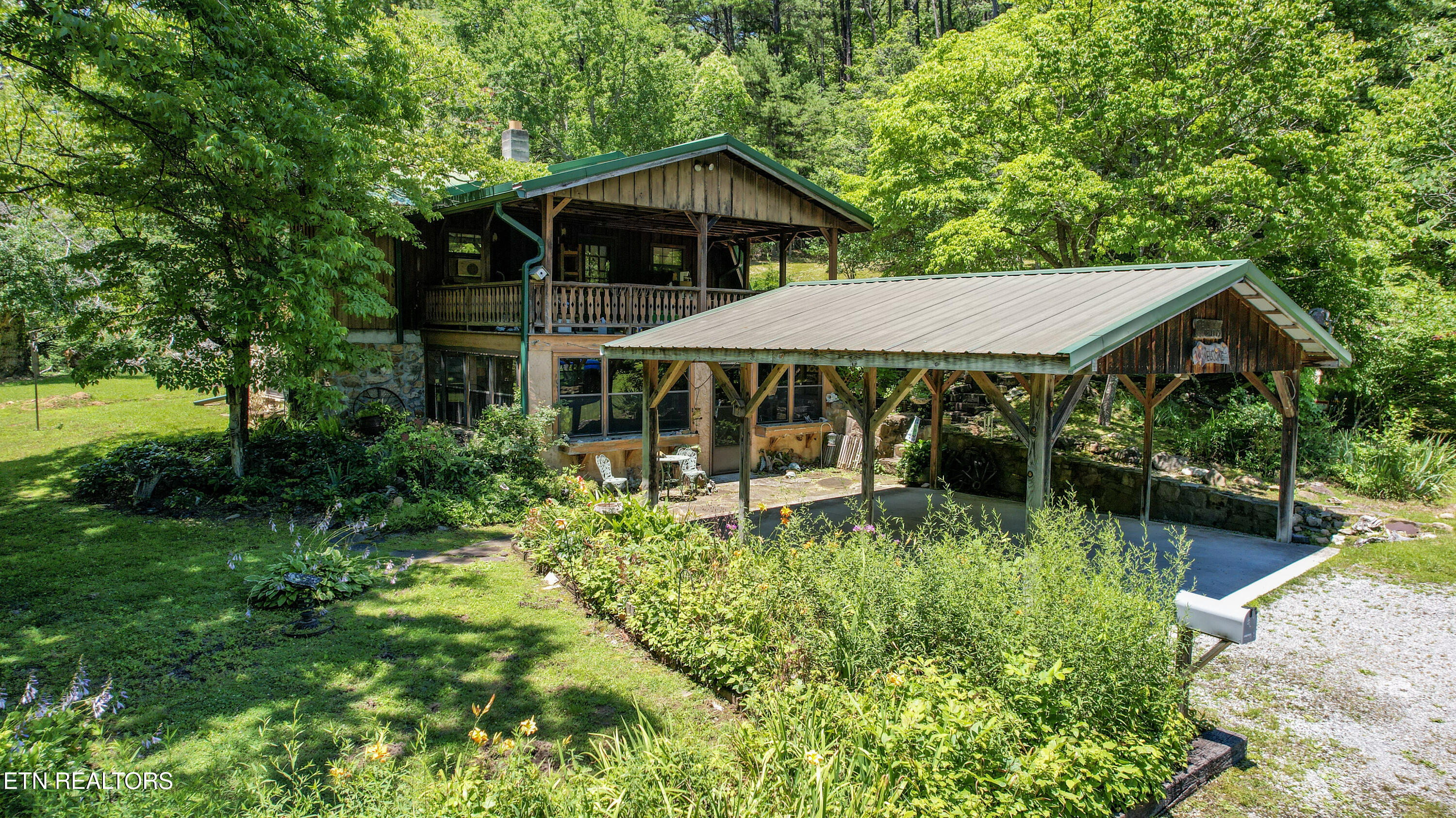 10721 New Highway 68 Tellico Plains TN 37385