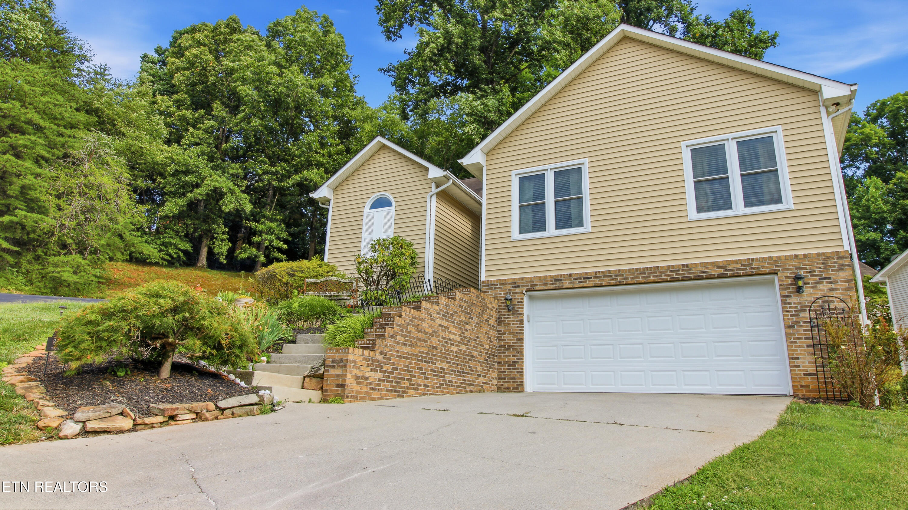 8504 Old Towne Court Knoxville TN 37923