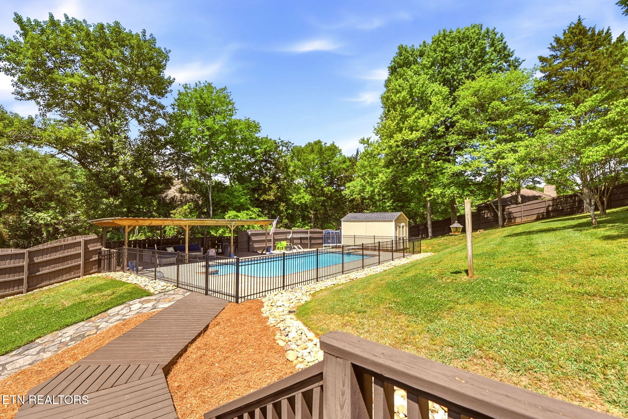 9957 Tierra Verde Drive Knoxville TN 37922