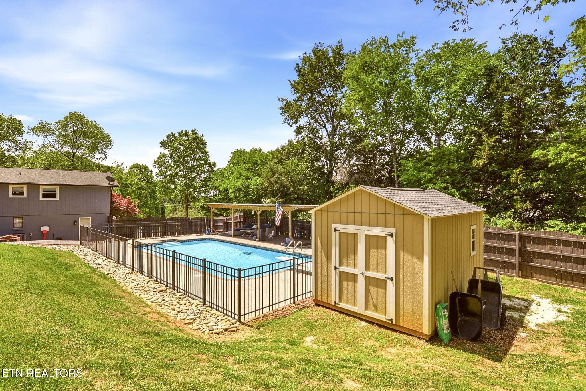 9957 Tierra Verde Drive Knoxville TN 37922