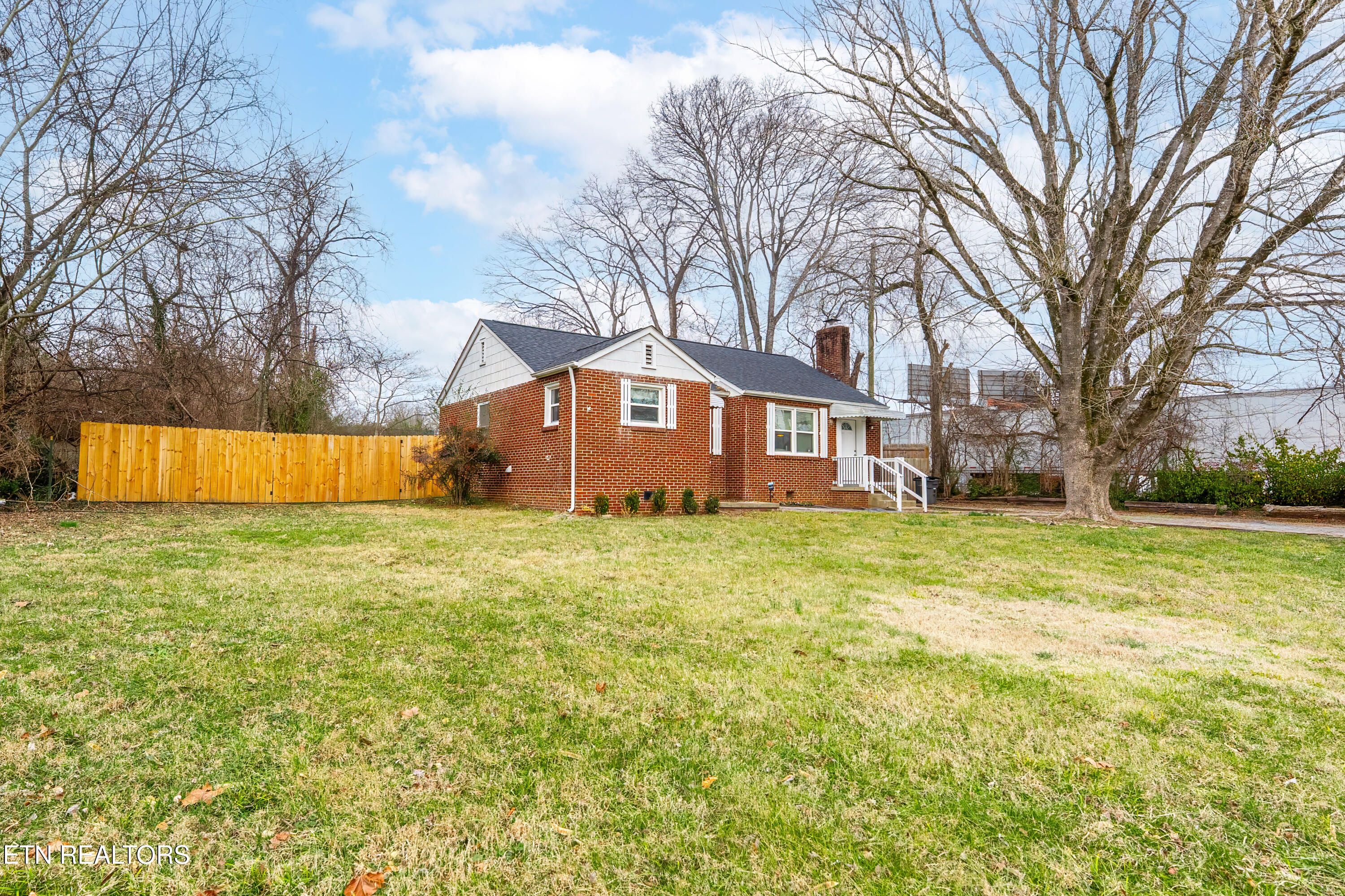 101 Colonial Drive Knoxville TN 37920