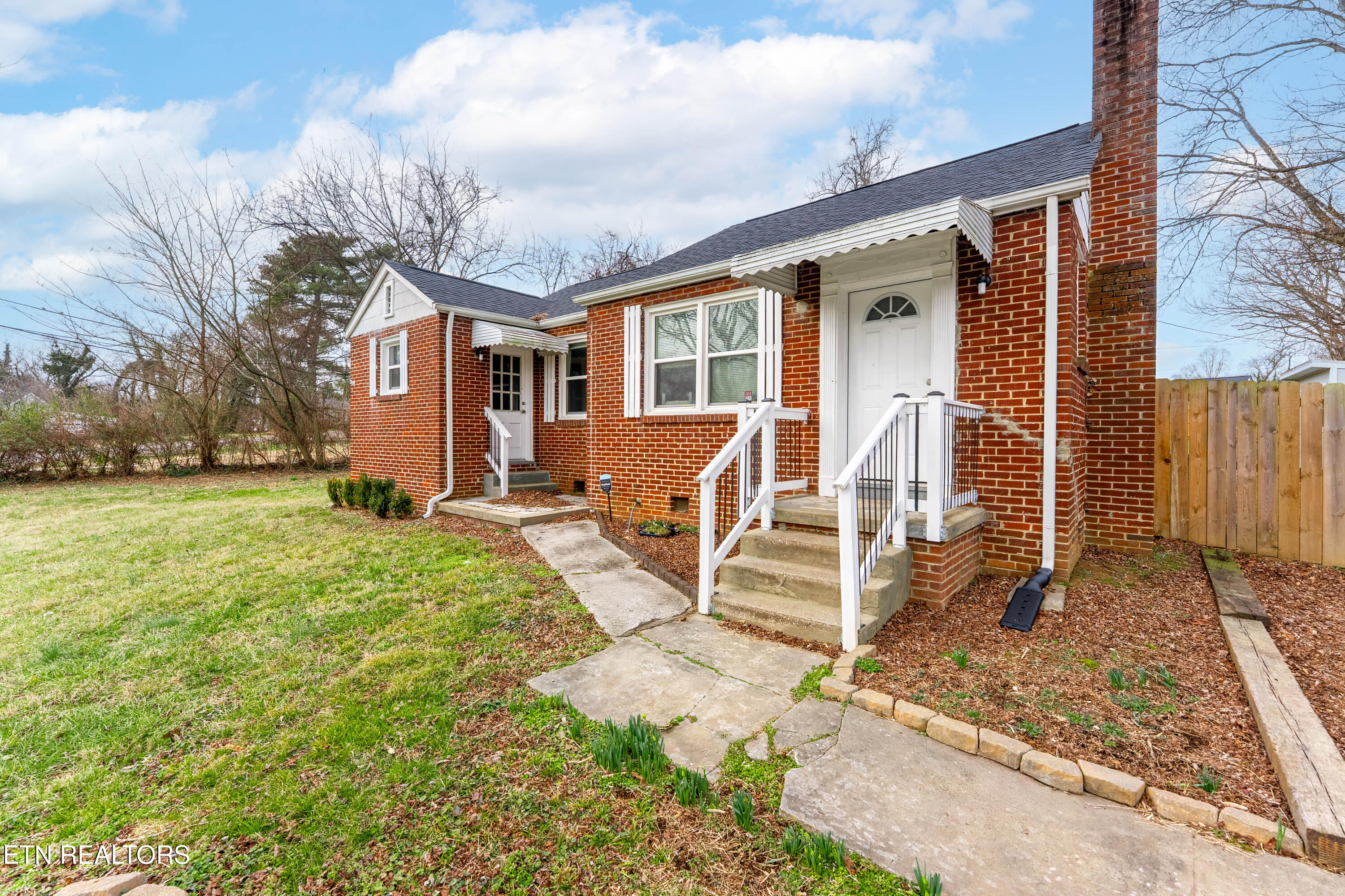 101 Colonial Drive Knoxville TN 37920