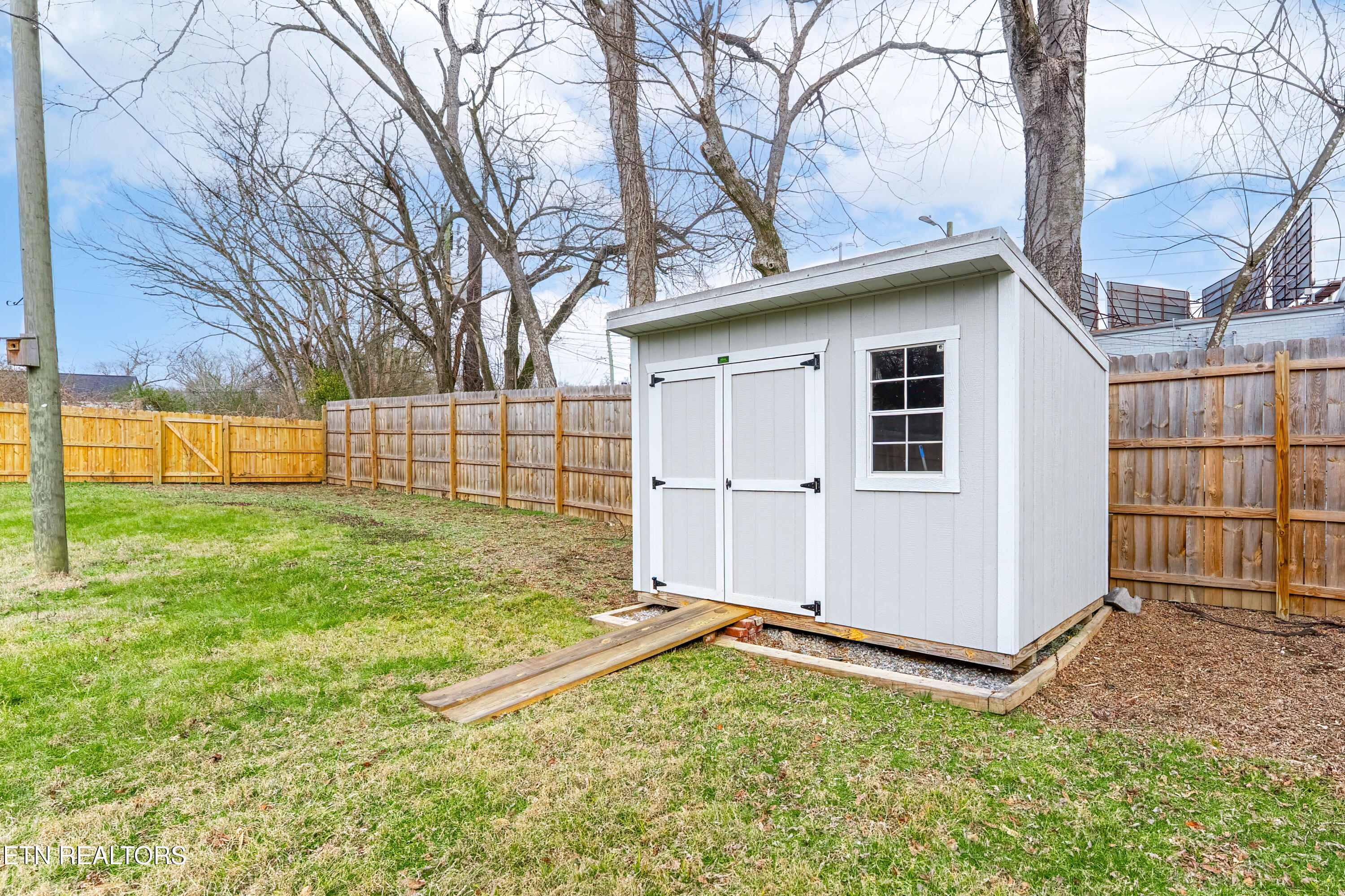 101 Colonial Drive Knoxville TN 37920