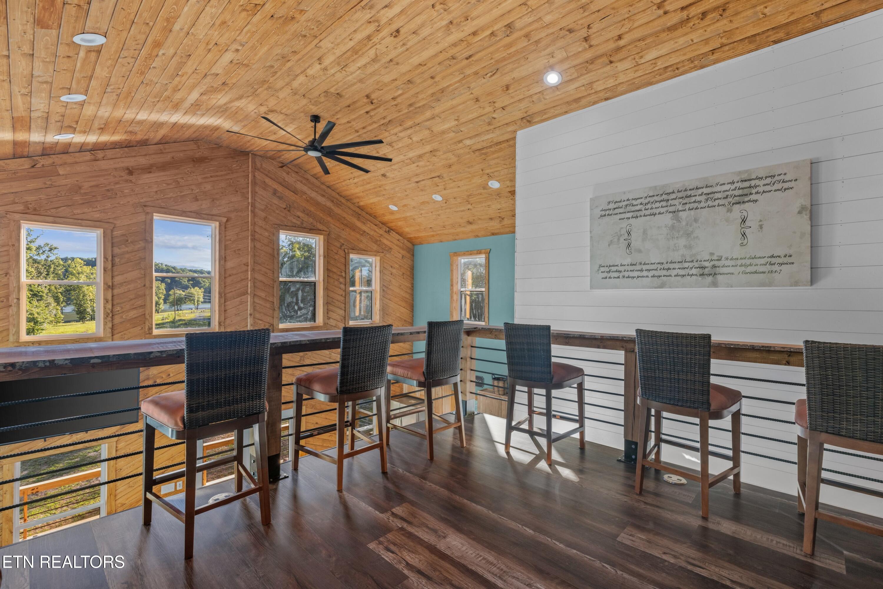 1689 E Highway 25 70 Dandridge TN 37725