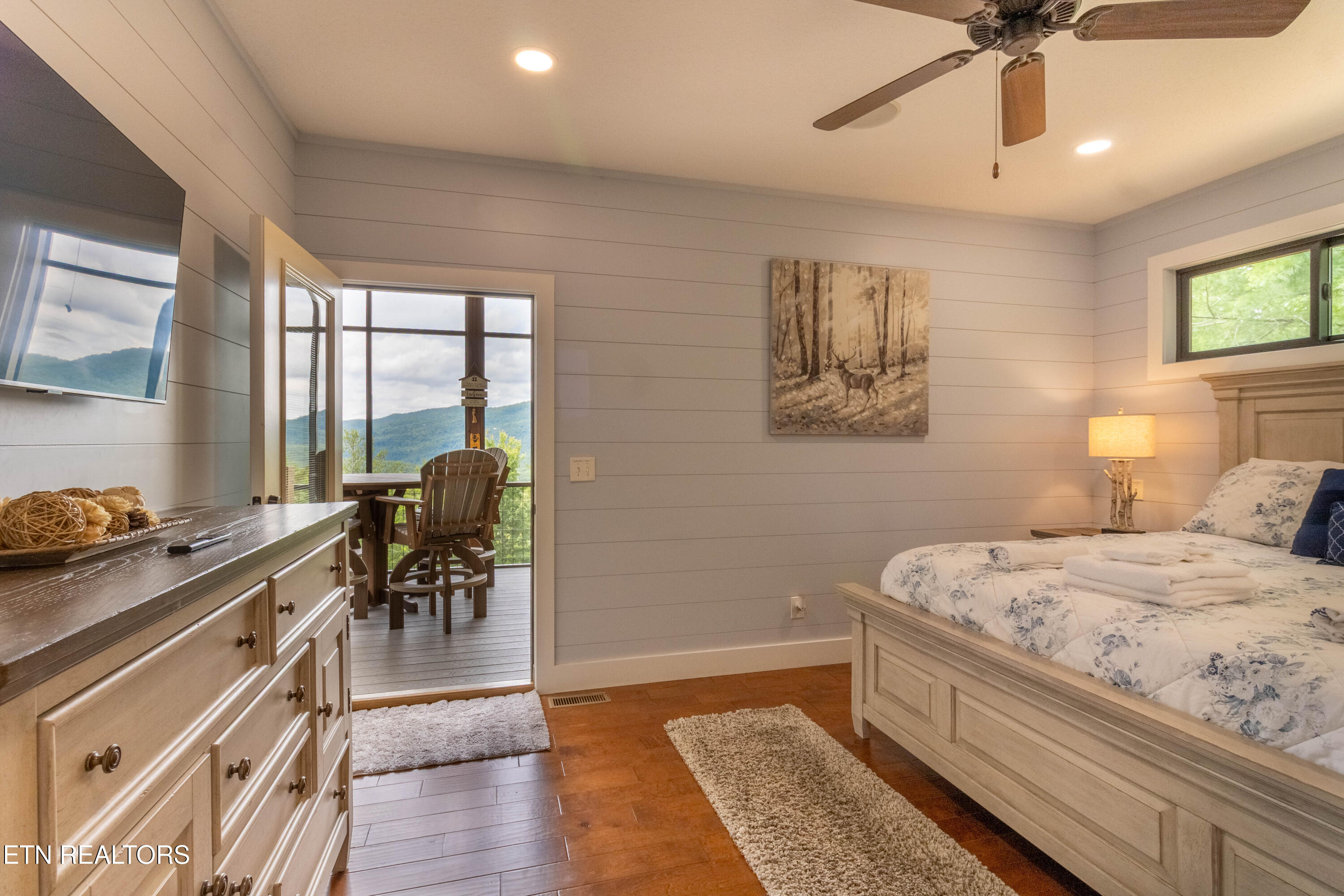 4973 Long Rifle Road Walland TN 37886