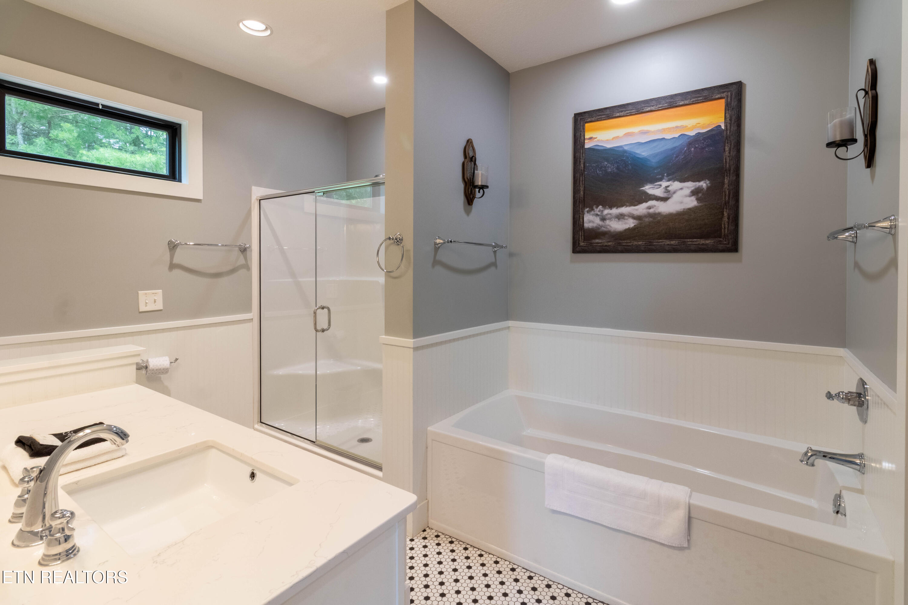 4973 Long Rifle Road Walland TN 37886
