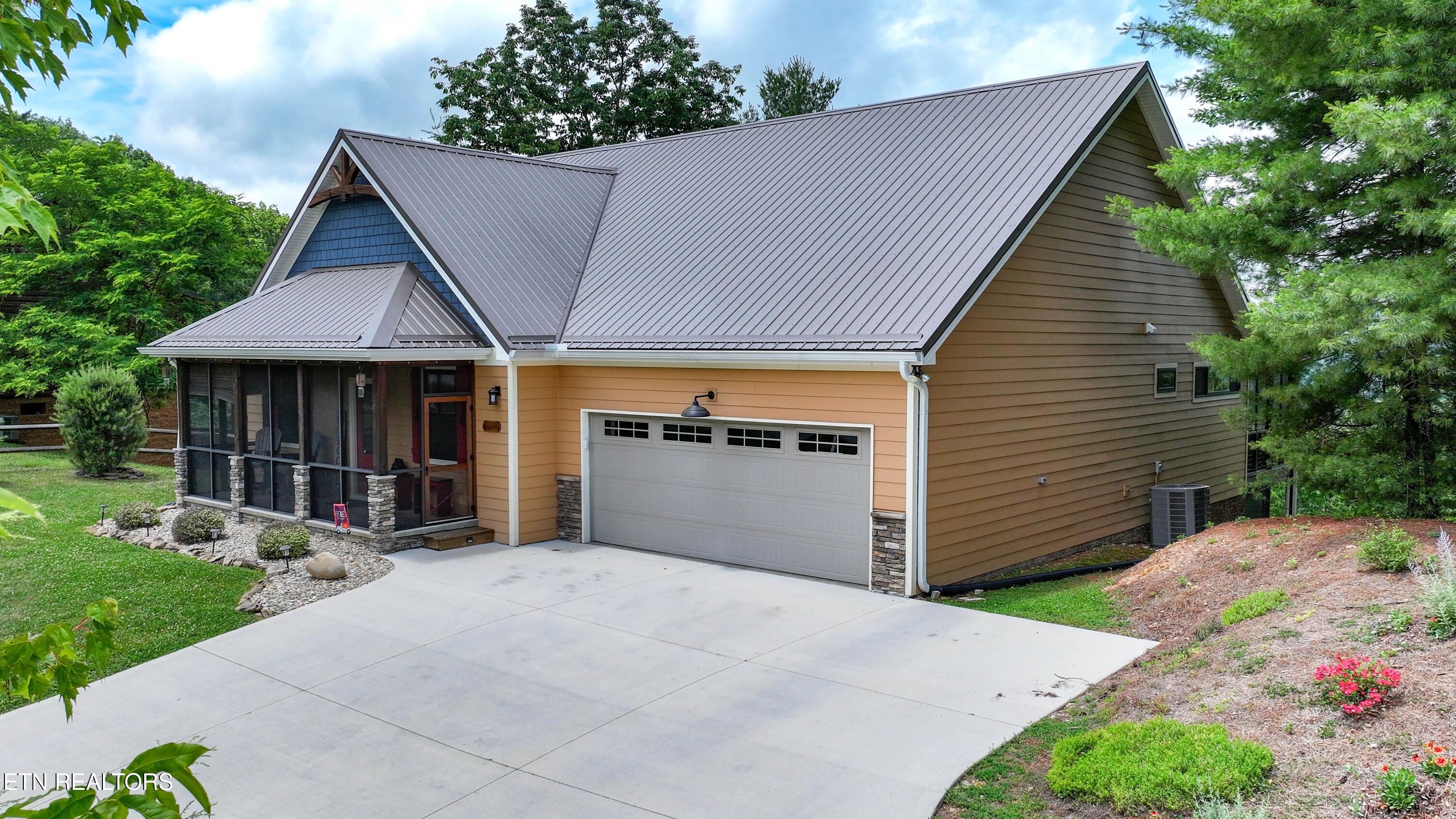 4973 Long Rifle Road Walland TN 37886