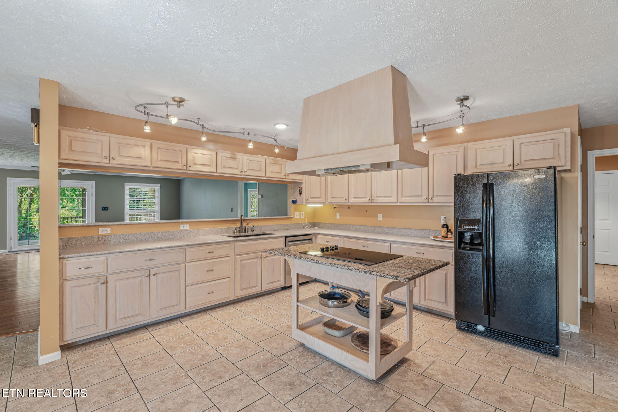 109 Farmington Place Clinton TN 37716