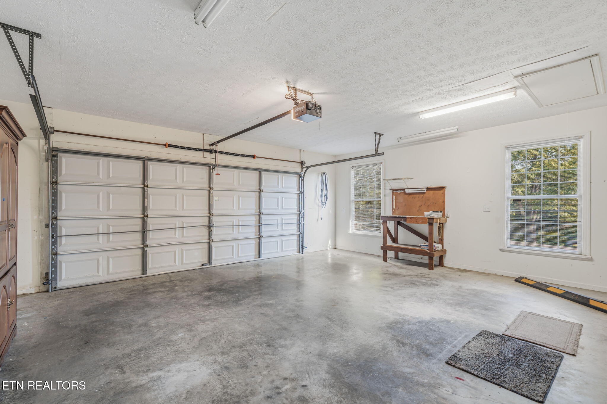 109 Farmington Place Clinton TN 37716