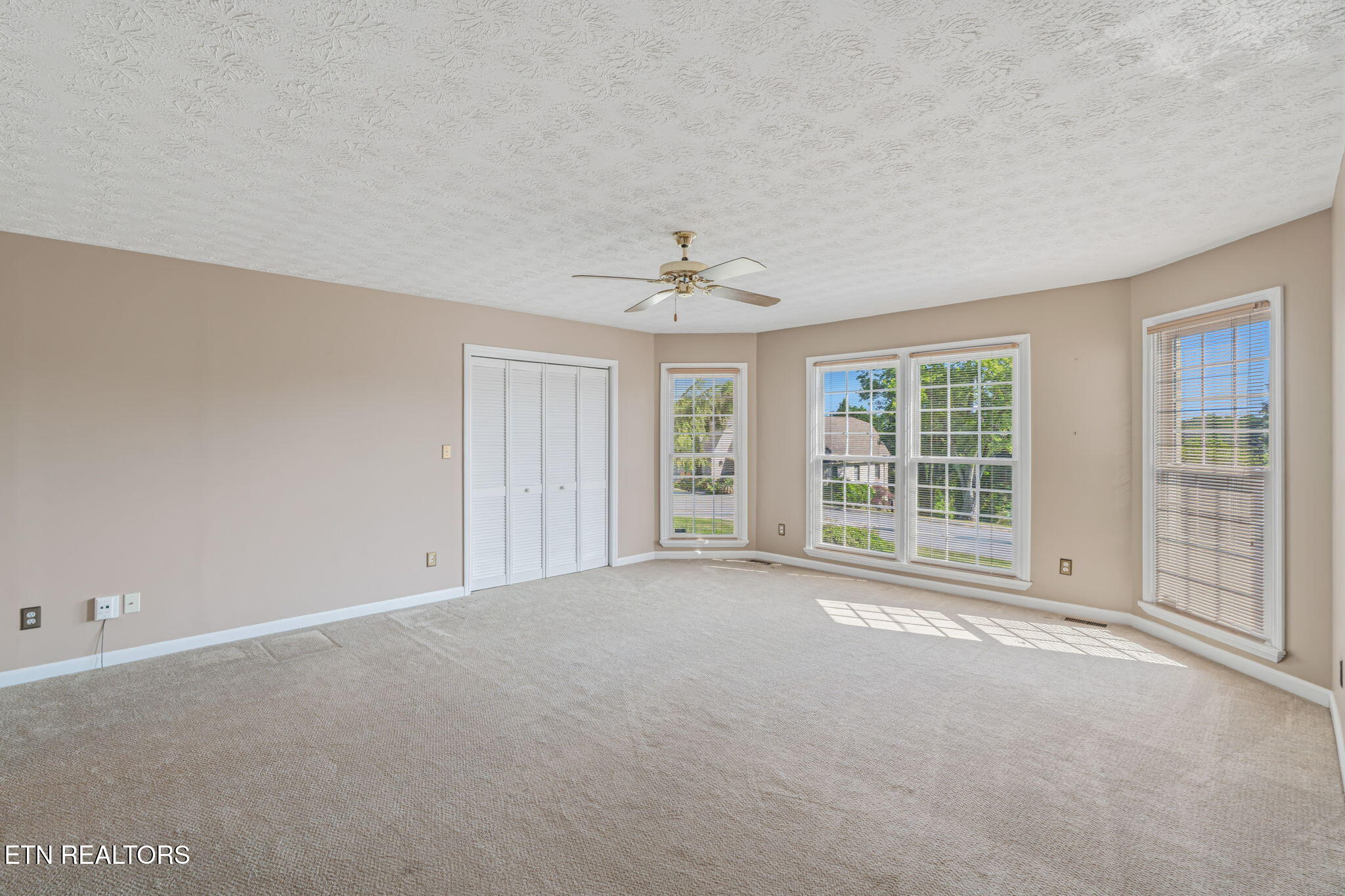 109 Farmington Place Clinton TN 37716