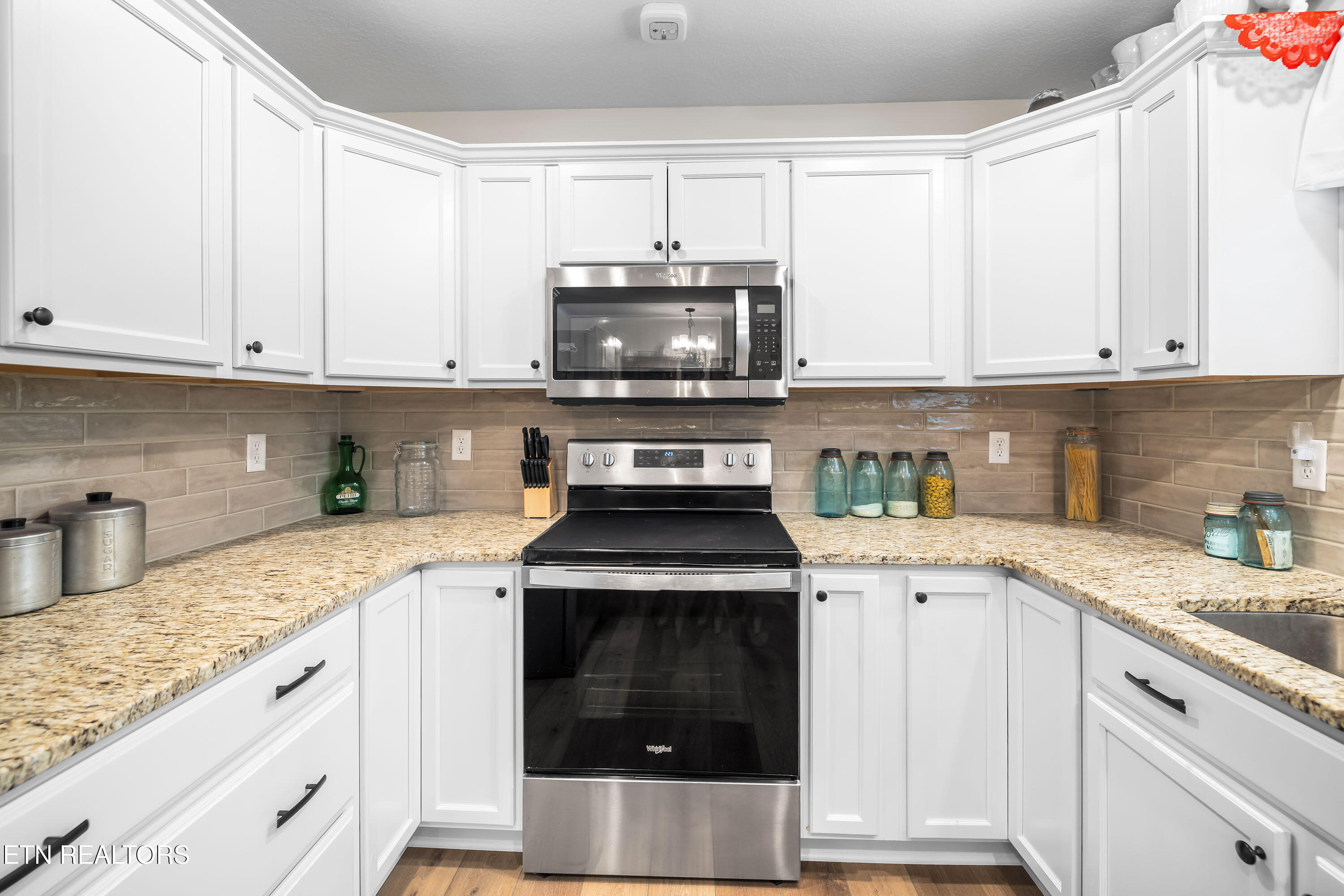202 Skyline Lane Powell TN 37849