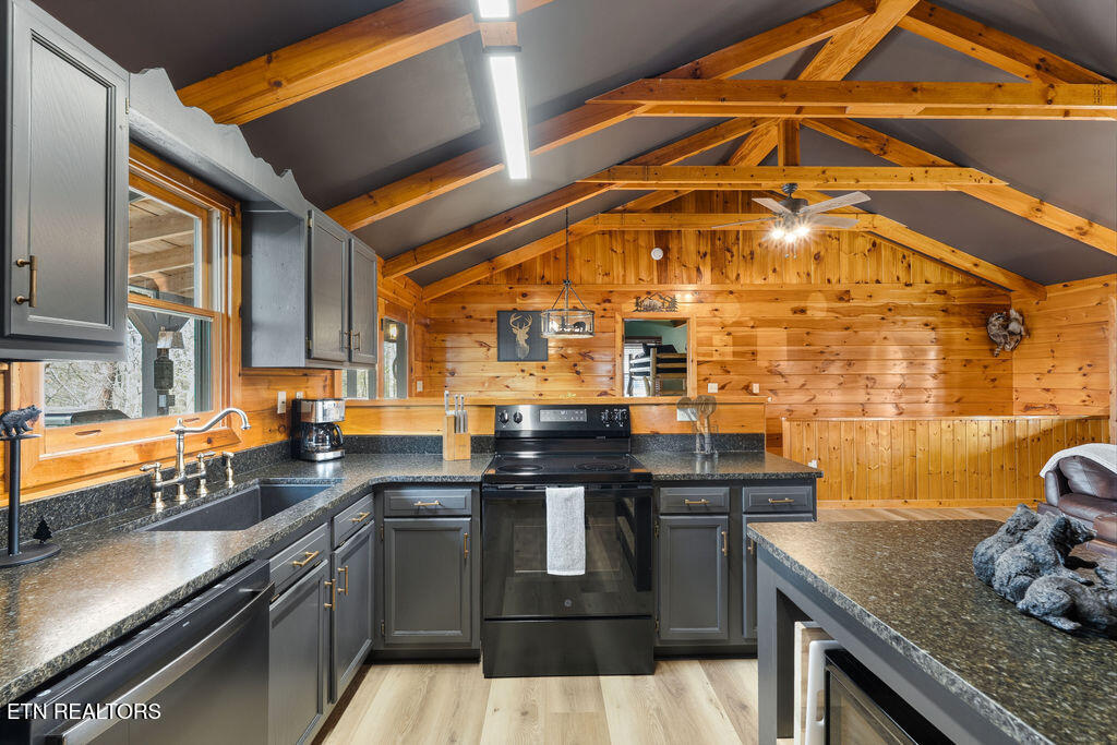 3630 Mountain Top Lane Sevierville TN 37876