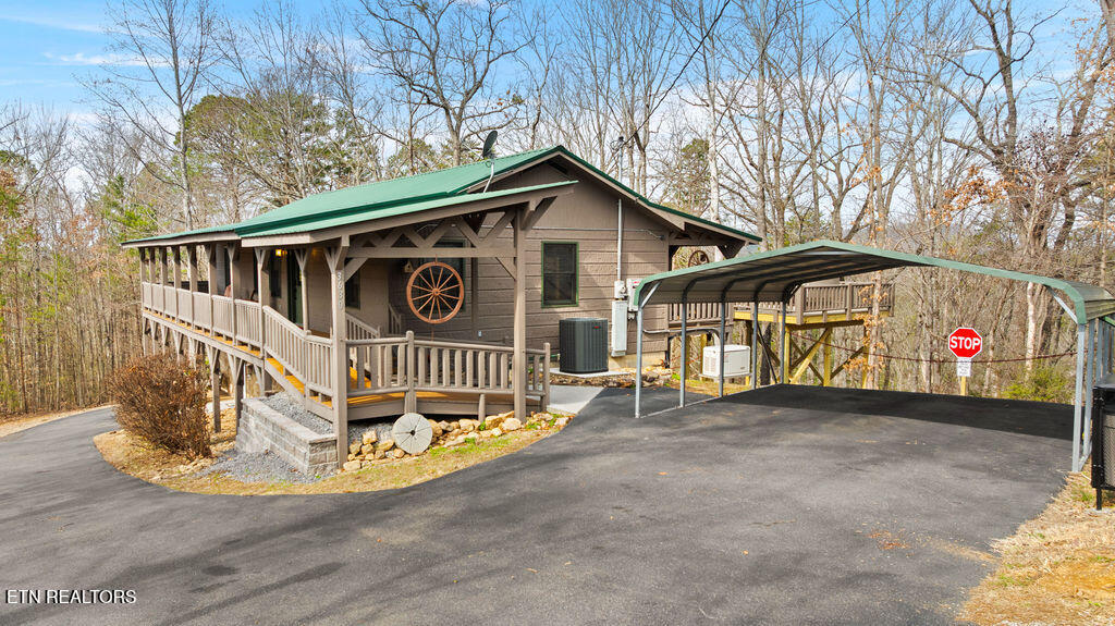 3630 Mountain Top Lane Sevierville TN 37876