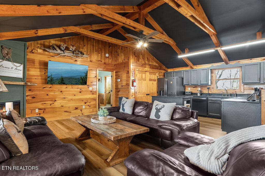 3630 Mountain Top Lane Sevierville TN 37876
