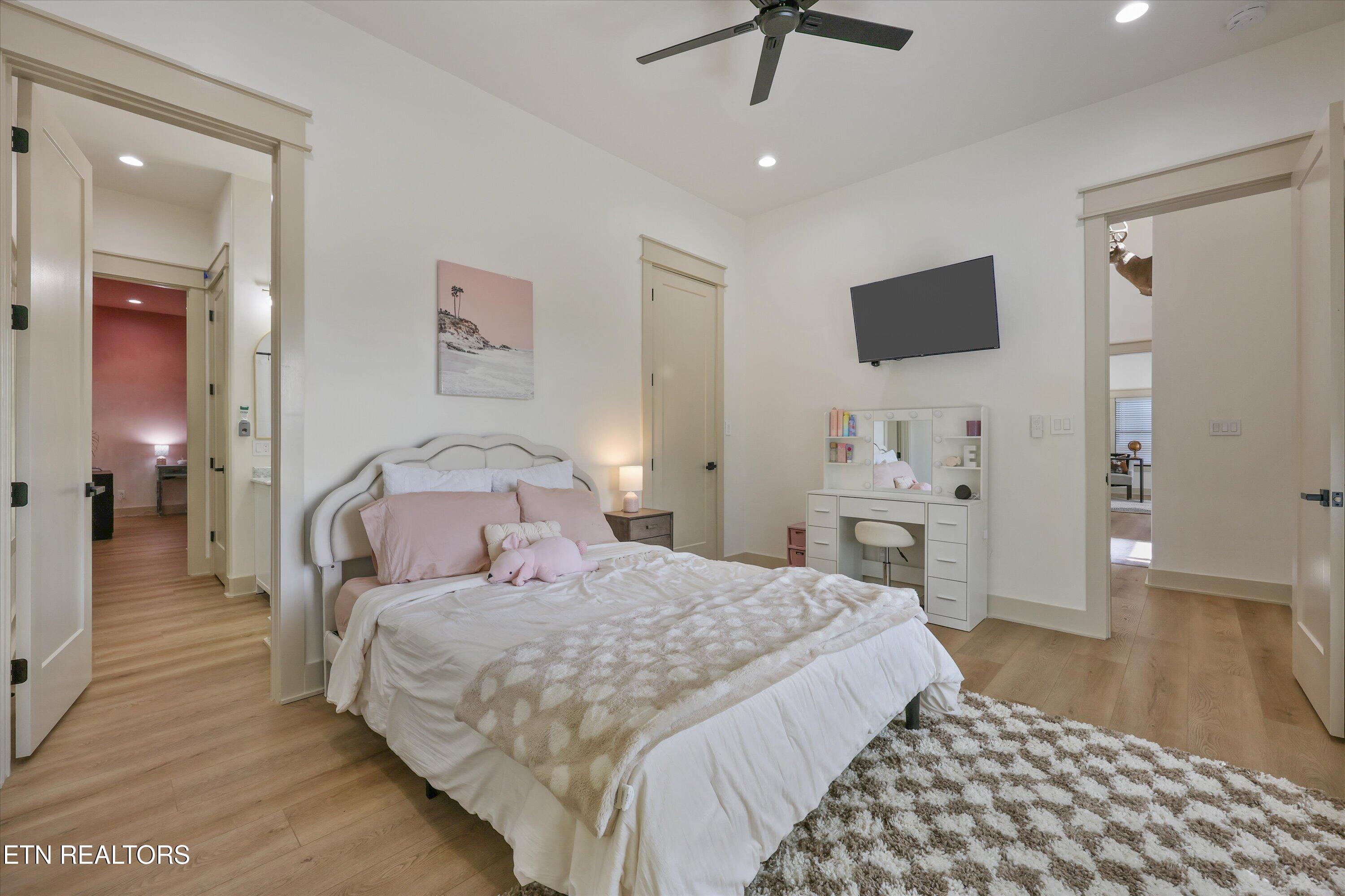 529 Travellers Way Lenoir City TN 37771