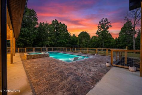 529 Travellers Way Lenoir City TN 37771