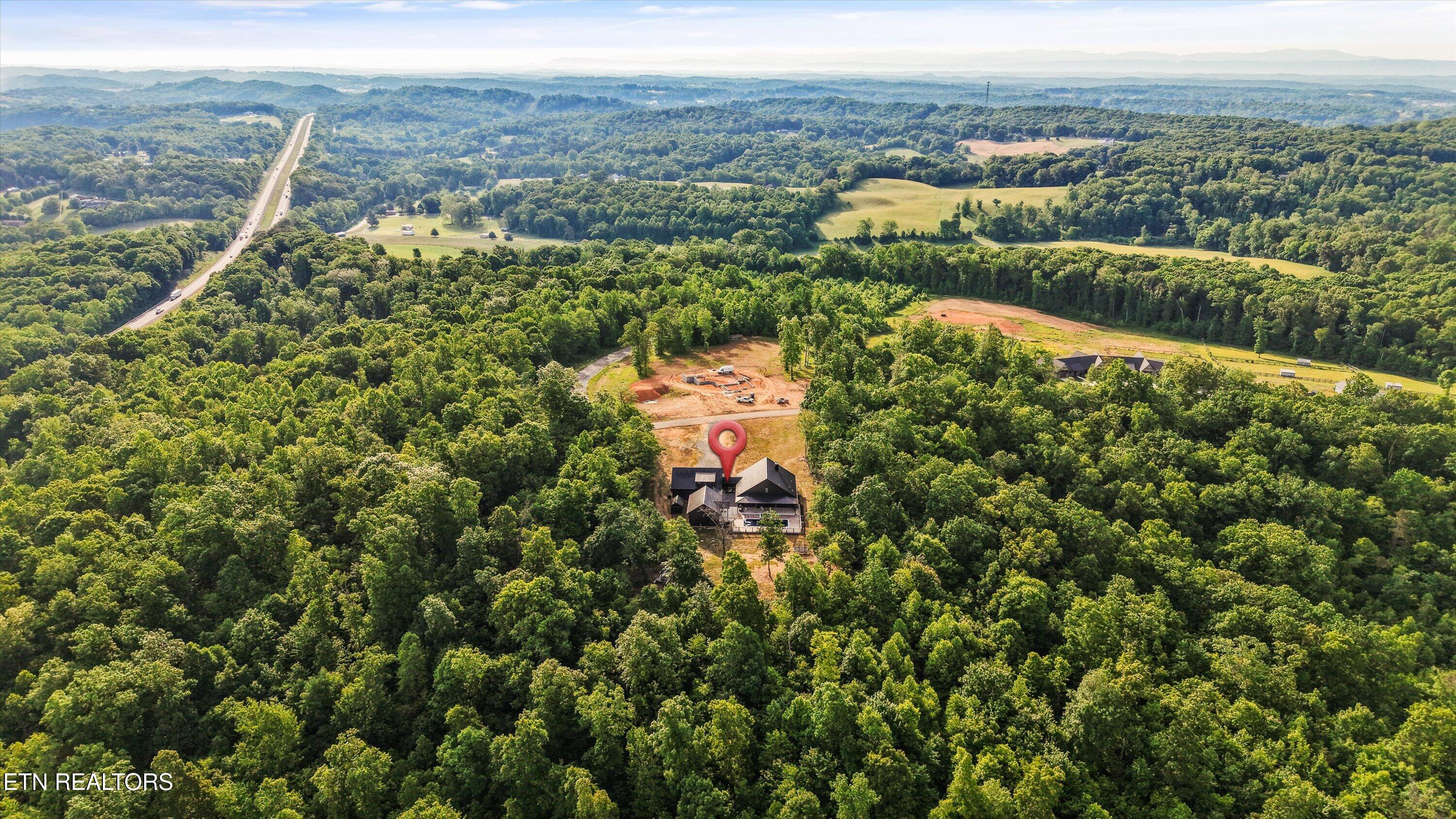 529 Travellers Way Lenoir City TN 37771