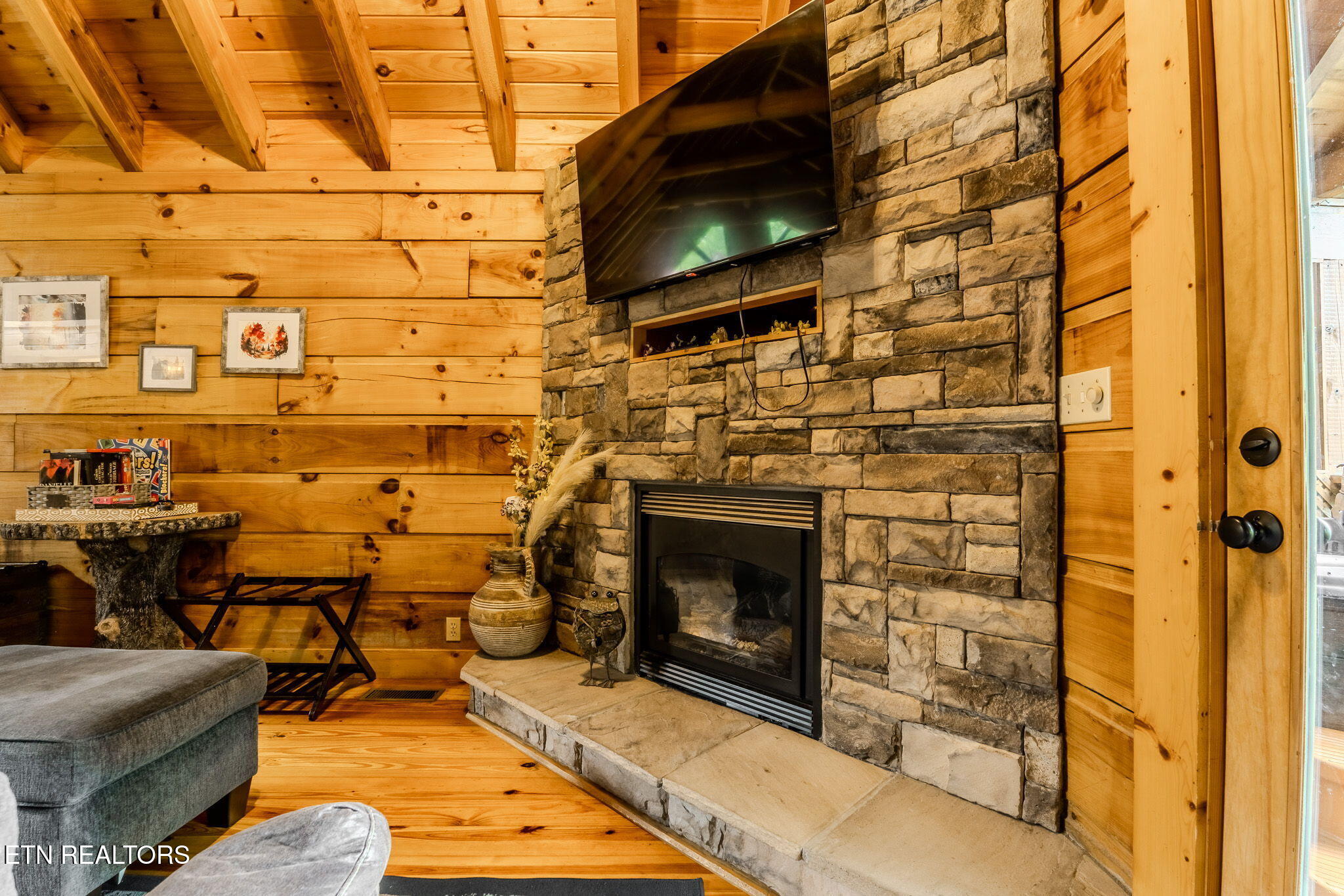 505 Hoot Owl Way Gatlinburg TN 37738