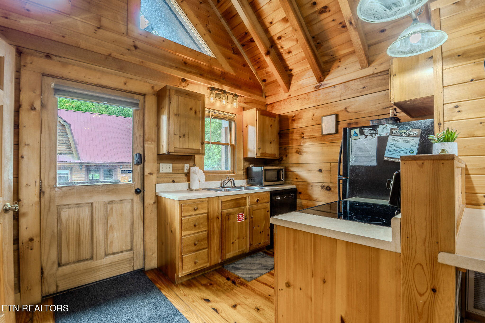 505 Hoot Owl Way Gatlinburg TN 37738