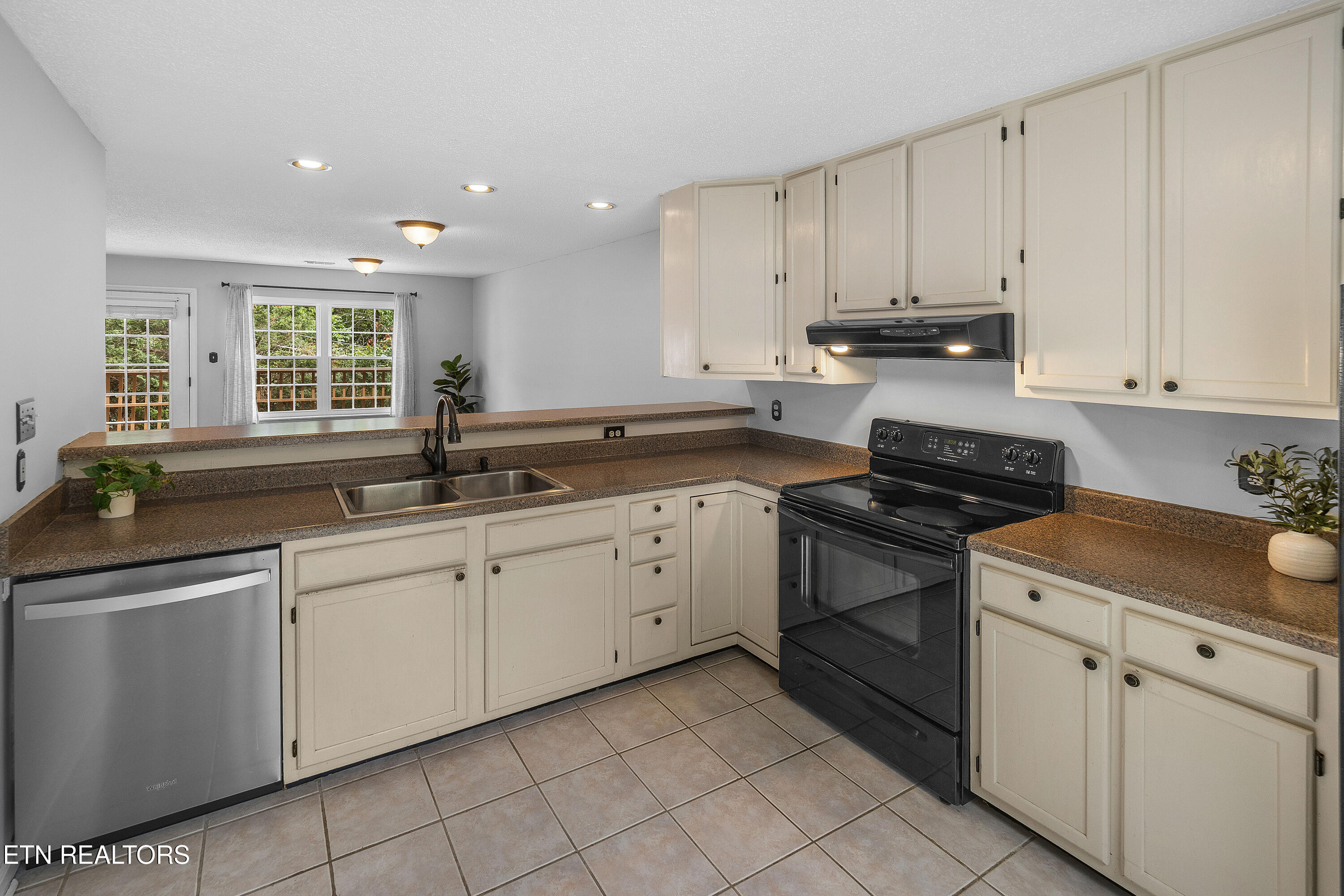 437 S Gallaher View Road Knoxville TN 37919