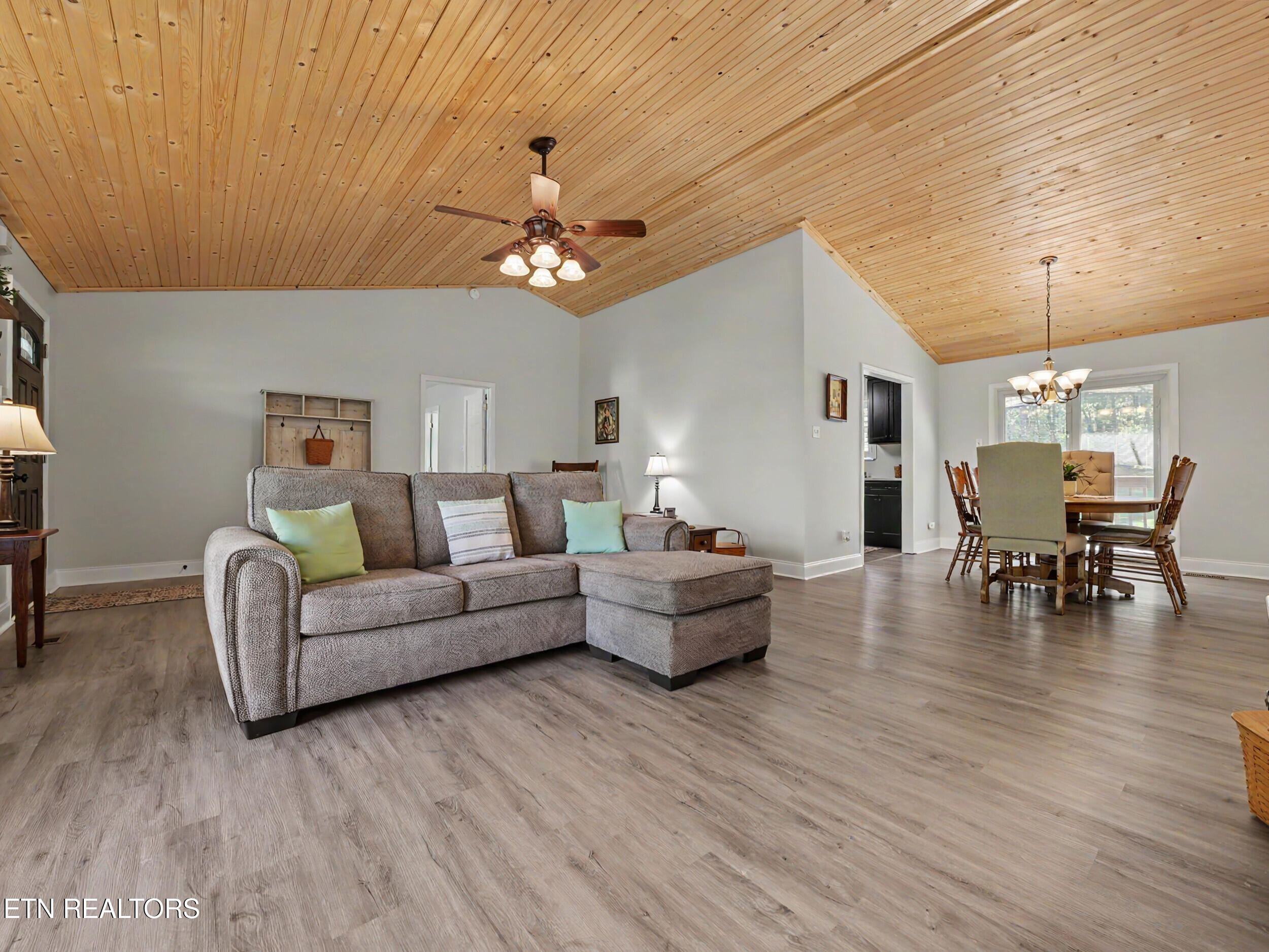 243 Carr Road Seymour TN 37865