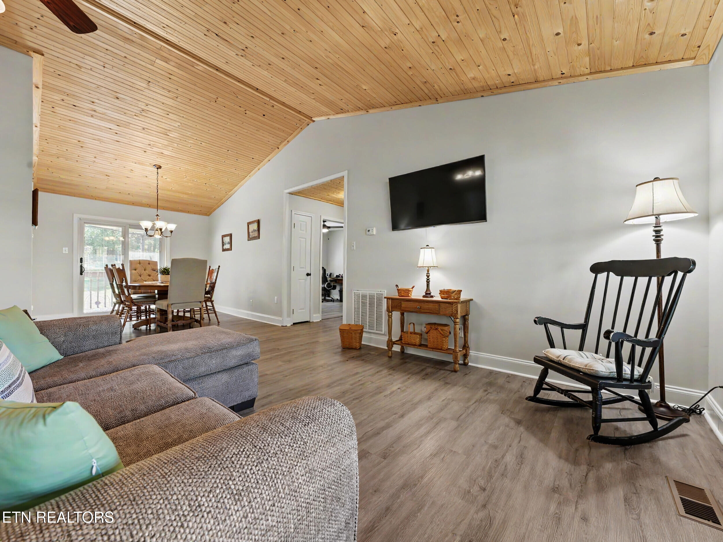 243 Carr Road Seymour TN 37865