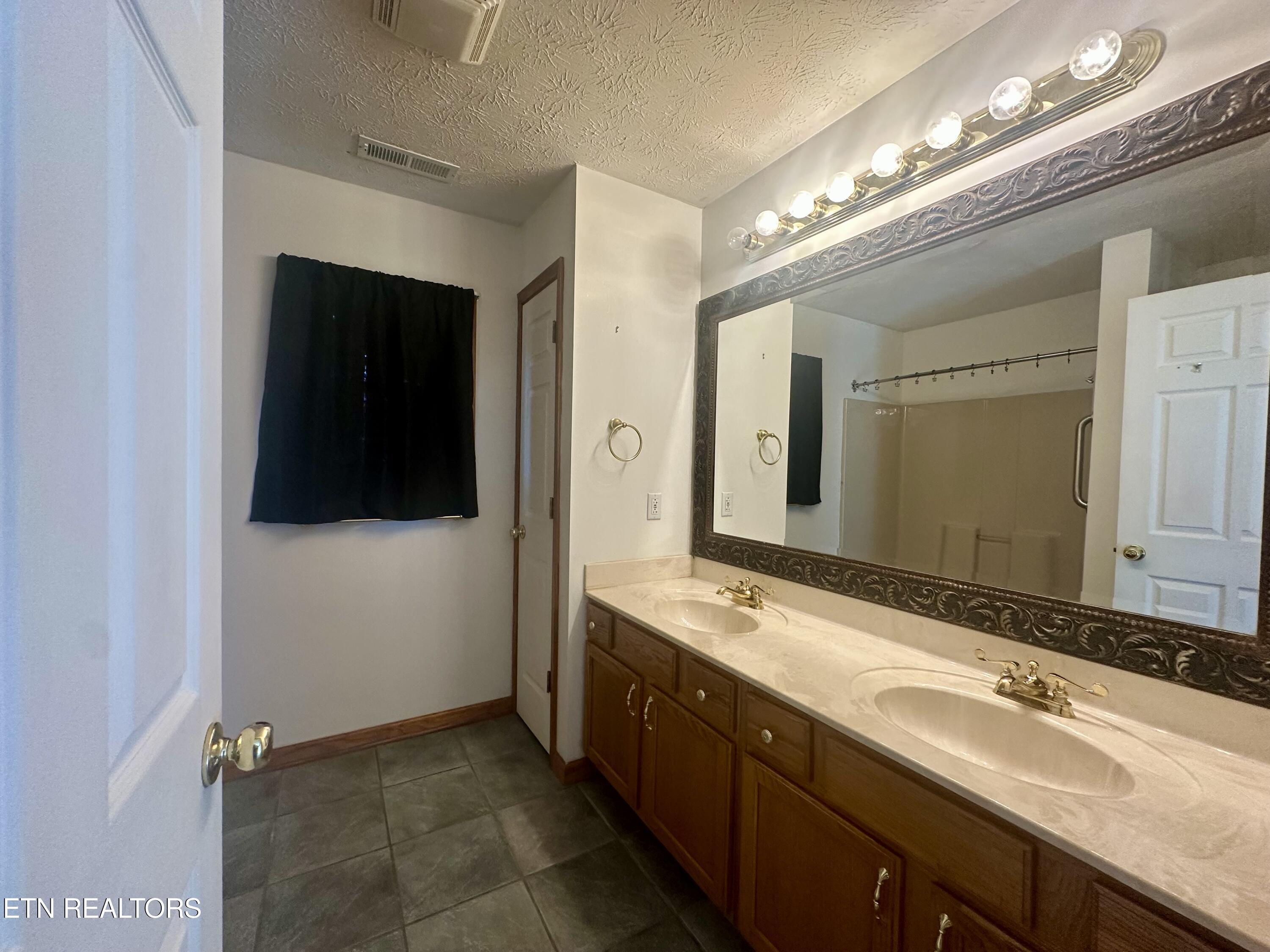 1221 Topside Road Louisville TN 37777