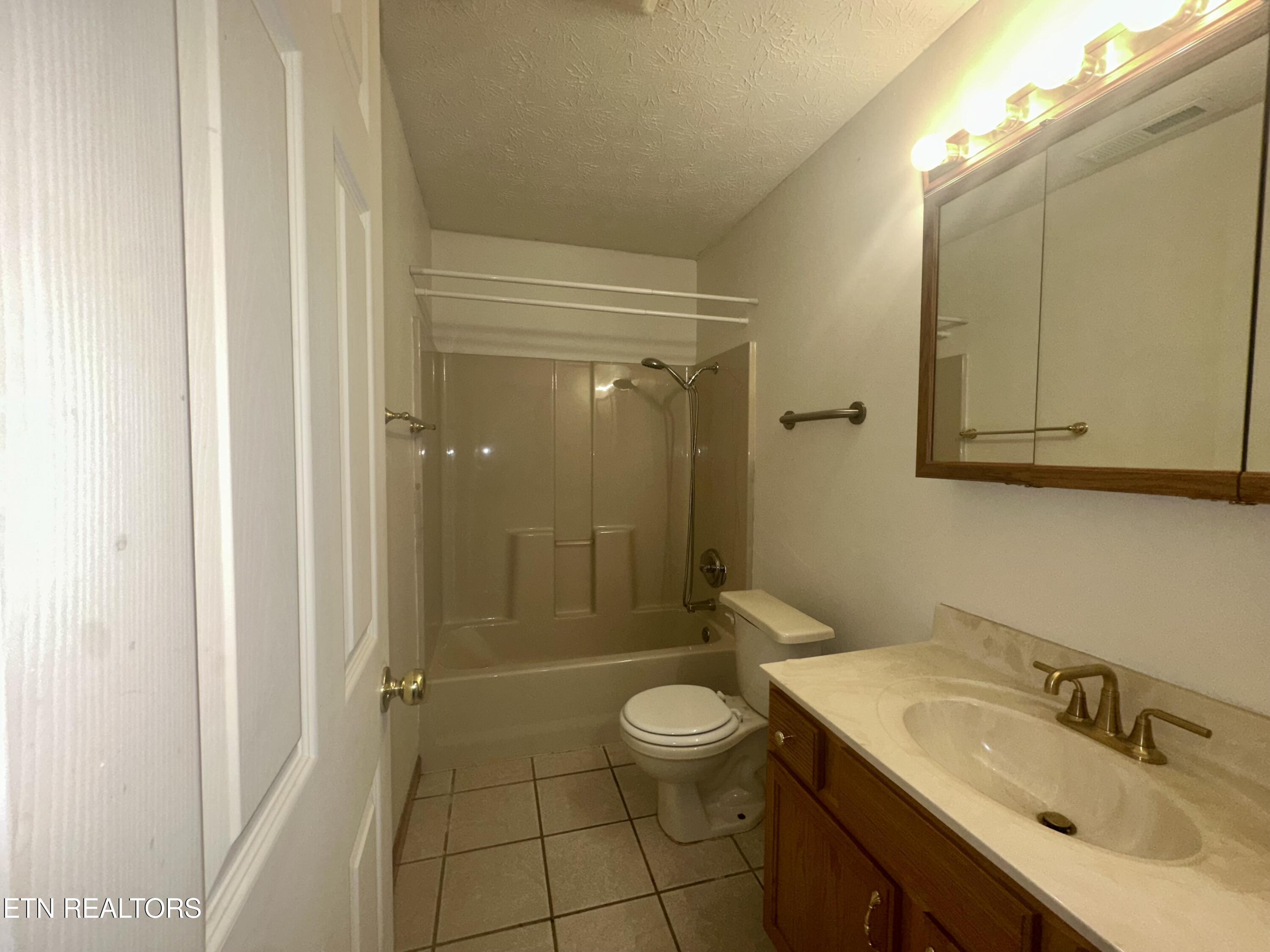 1221 Topside Road Louisville TN 37777