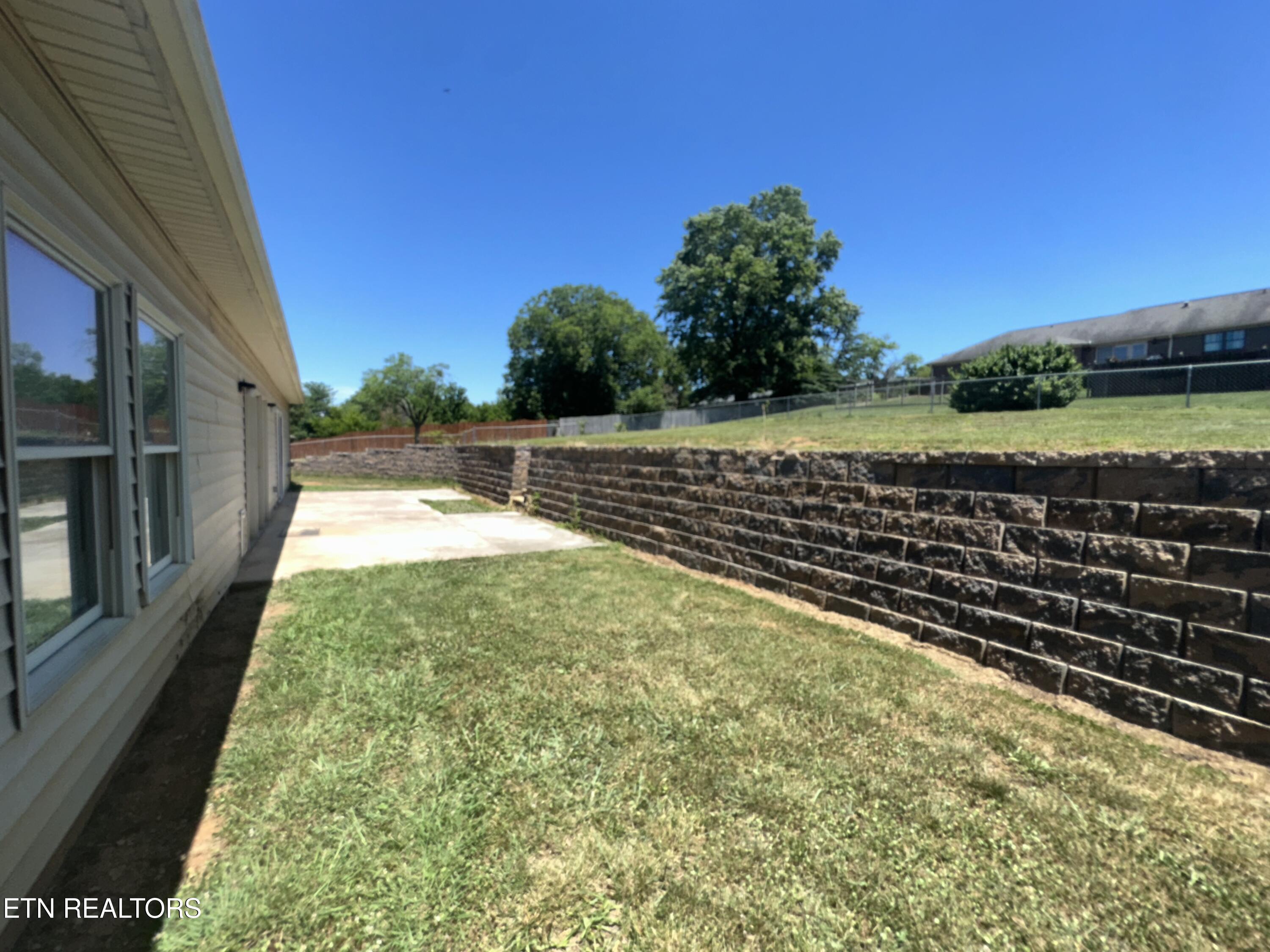 1221 Topside Road Louisville TN 37777