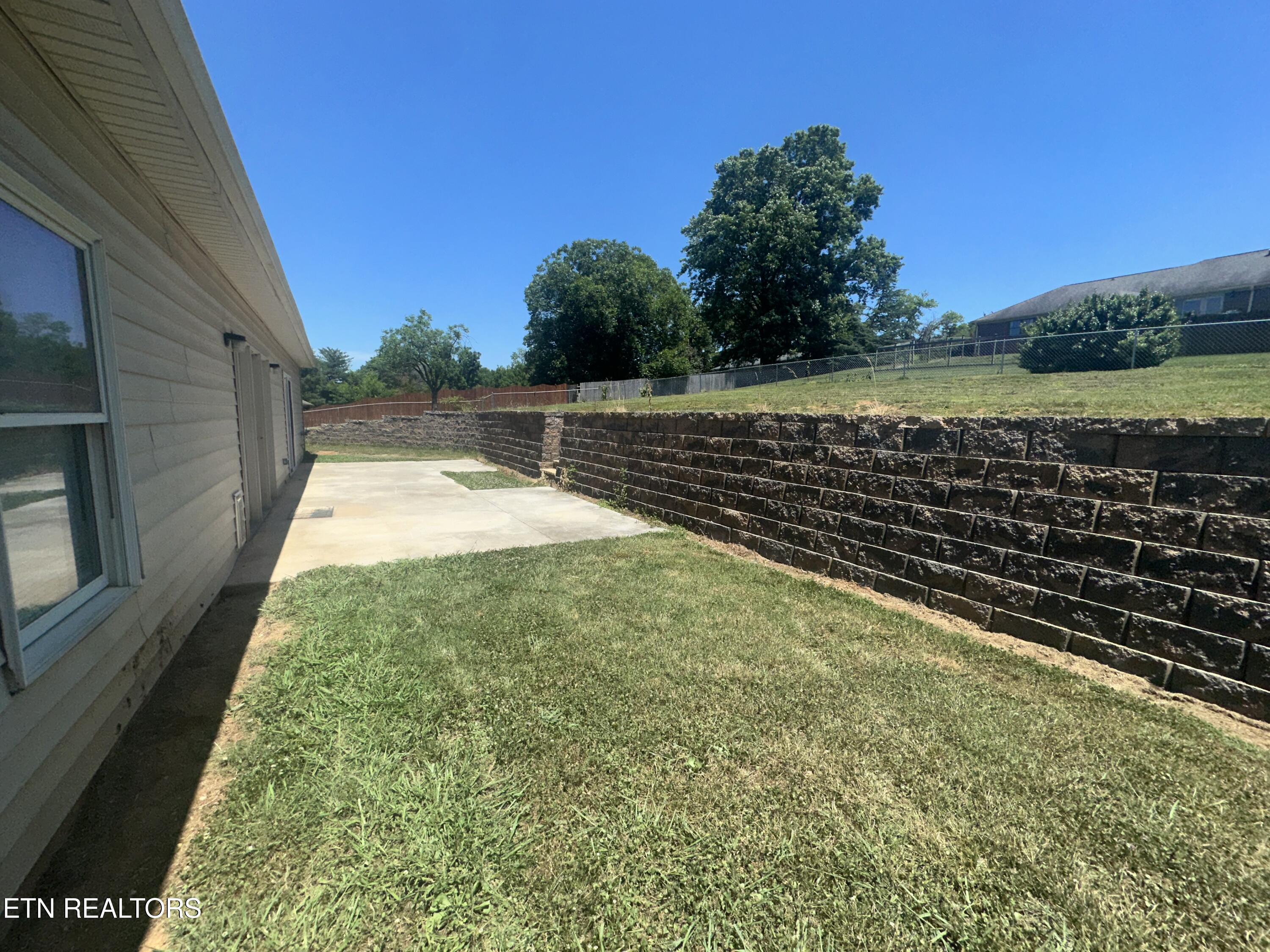 1221 Topside Road Louisville TN 37777