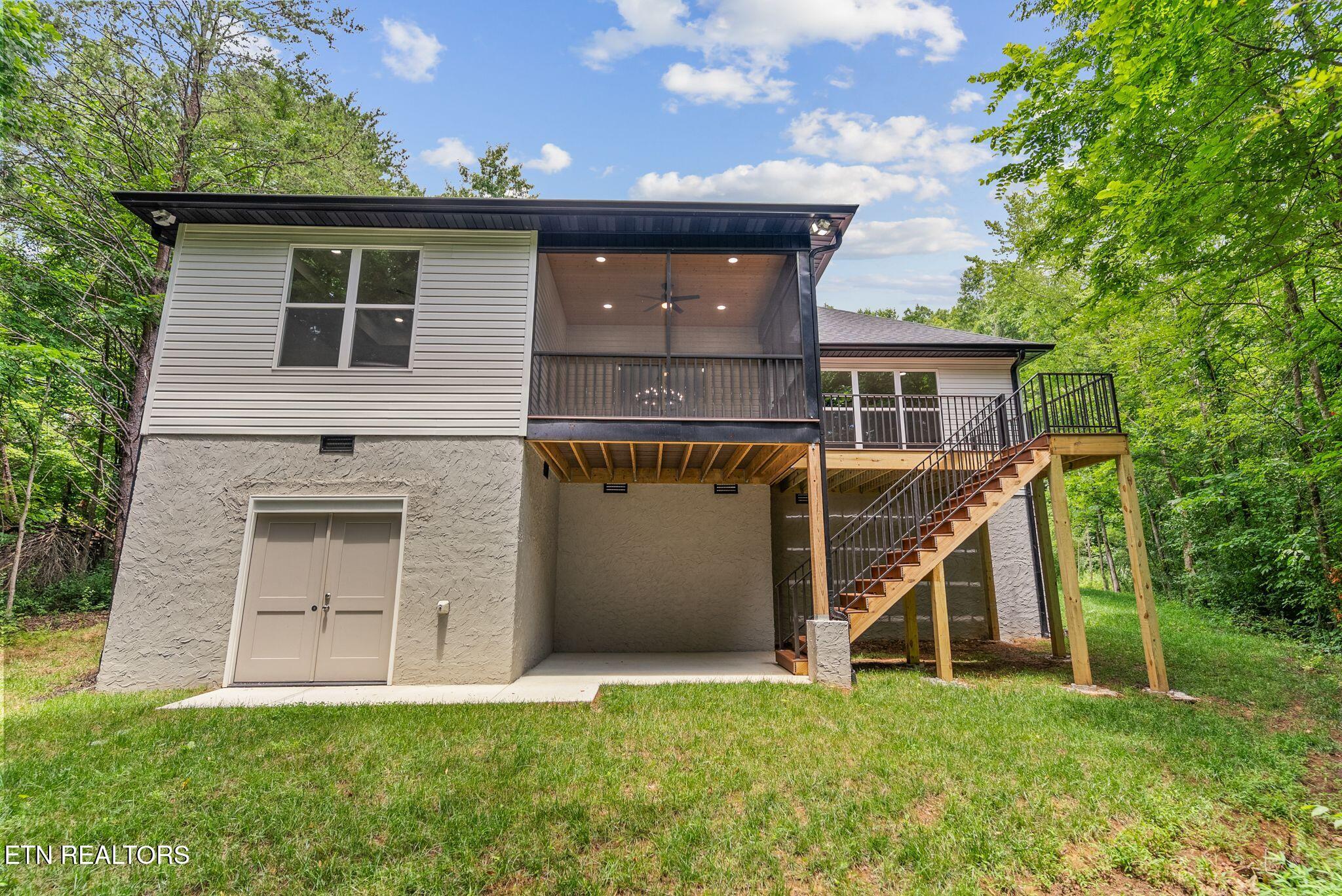 108 Oostagala Drive Loudon TN 37774