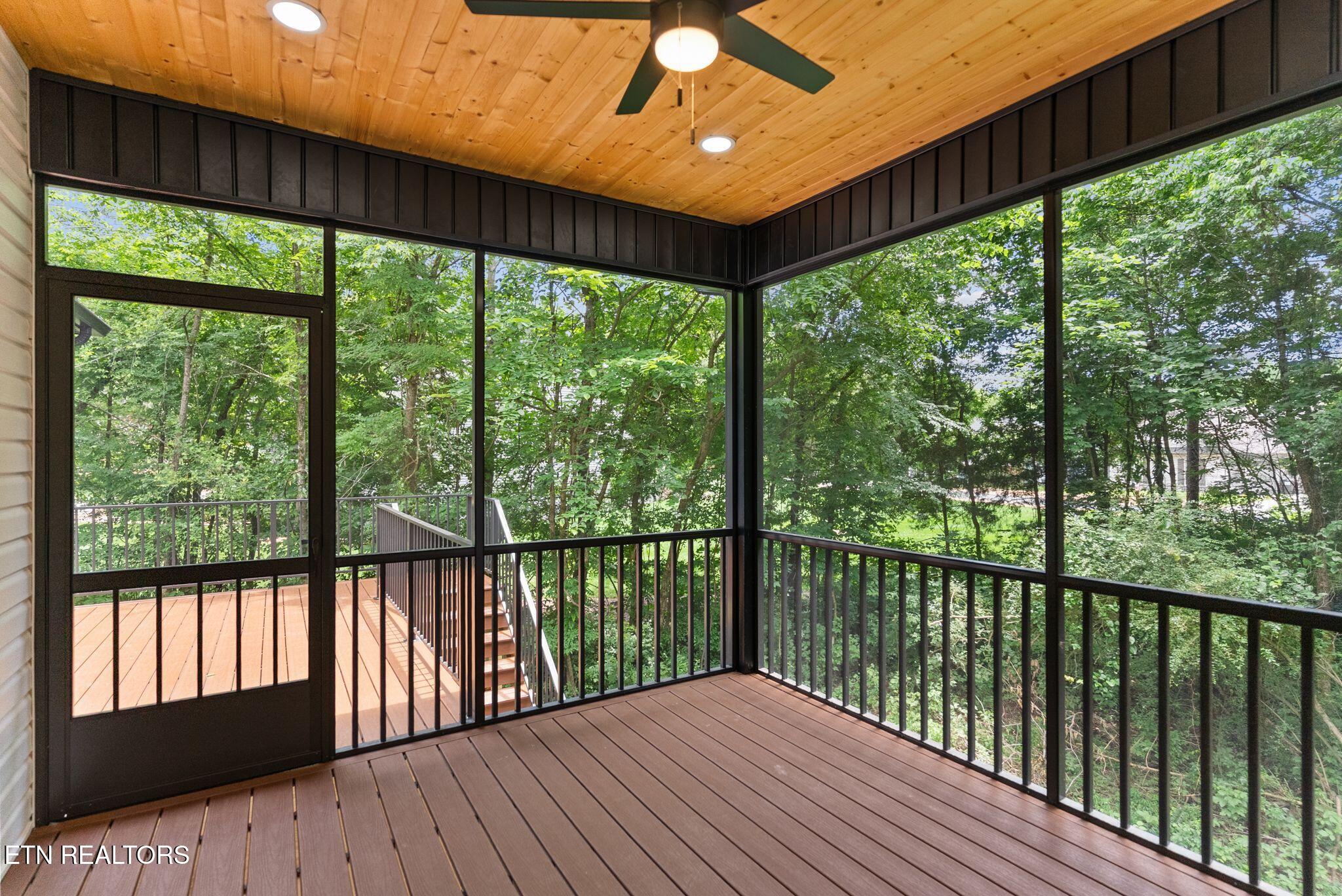 108 Oostagala Drive Loudon TN 37774