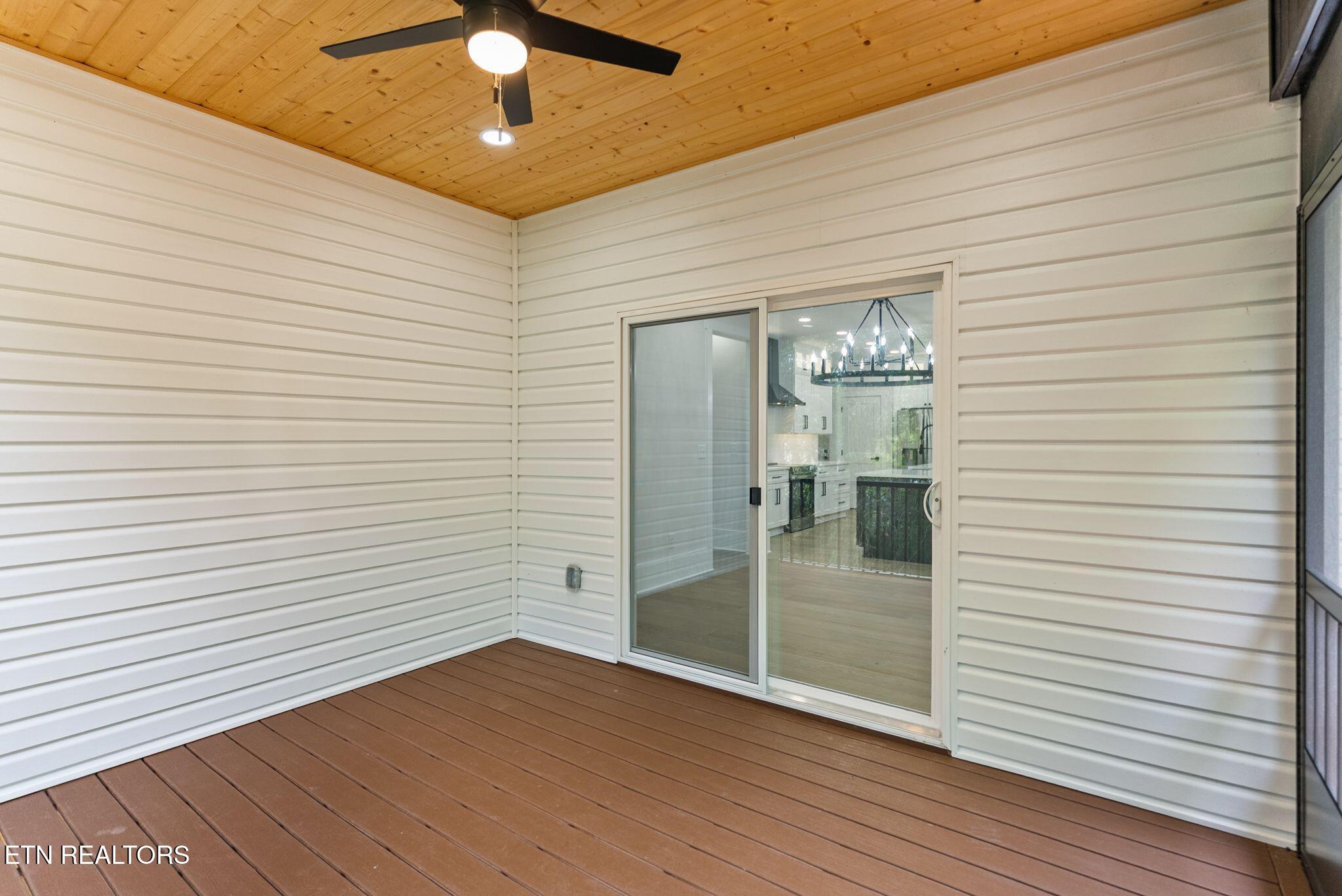 108 Oostagala Drive Loudon TN 37774