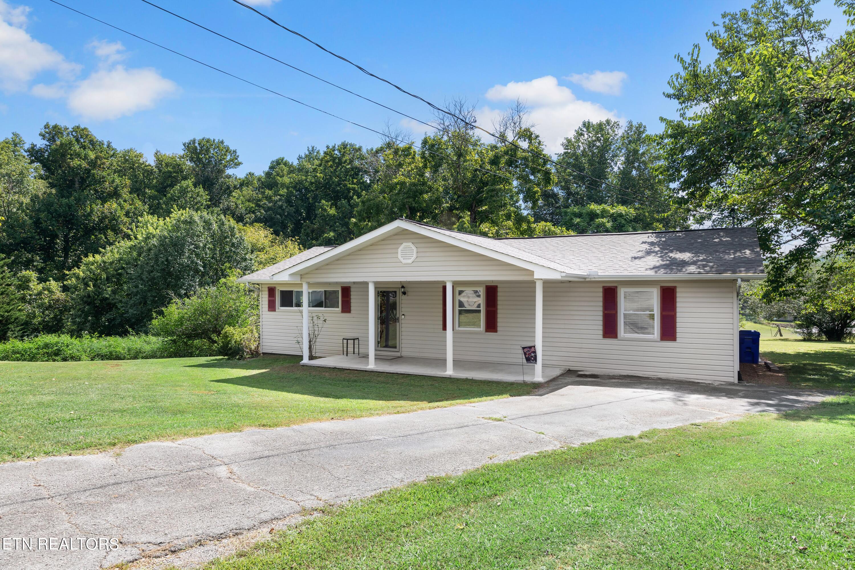 126 Spain Circle Harriman TN 37748