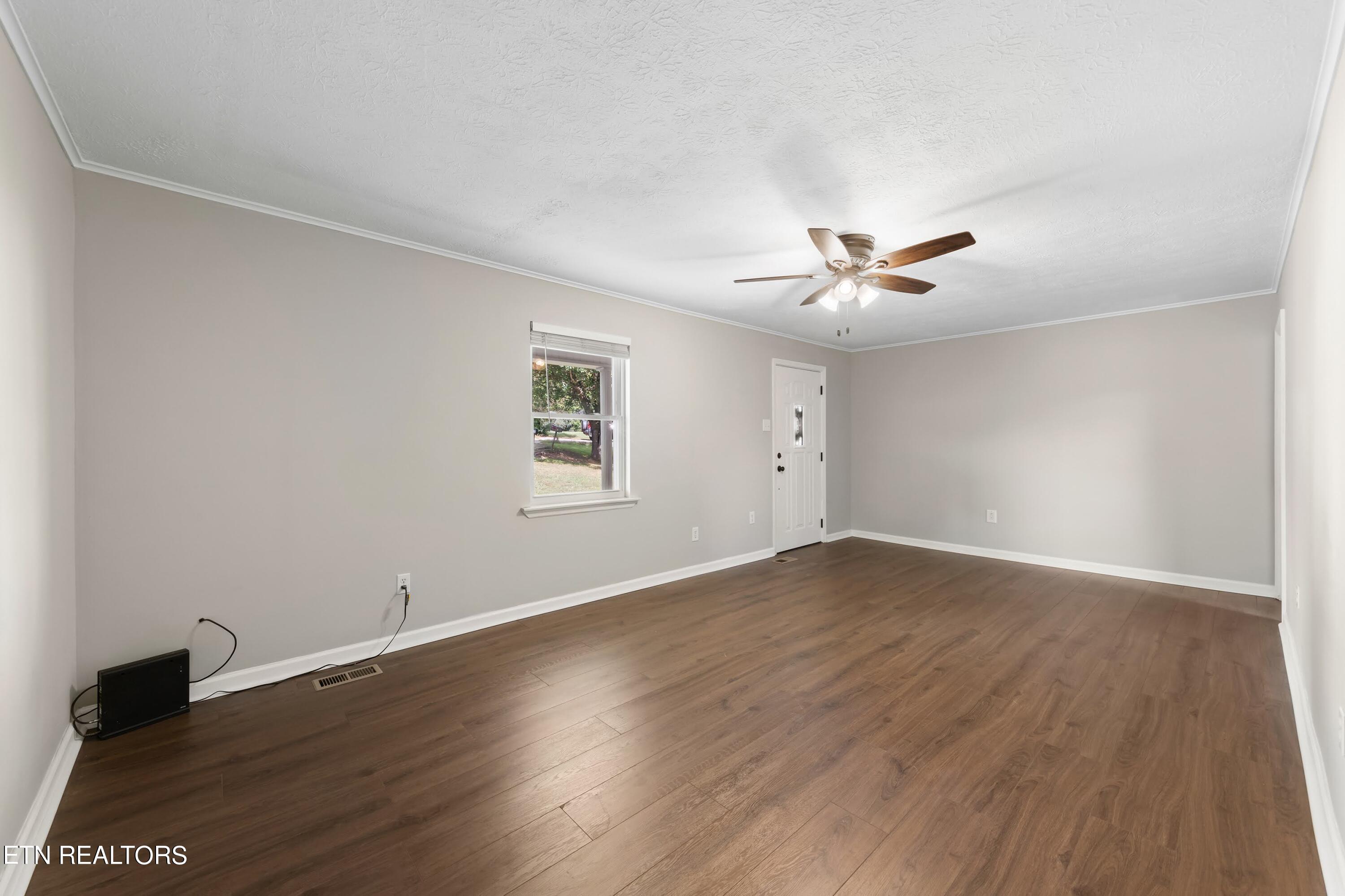 126 Spain Circle Harriman TN 37748