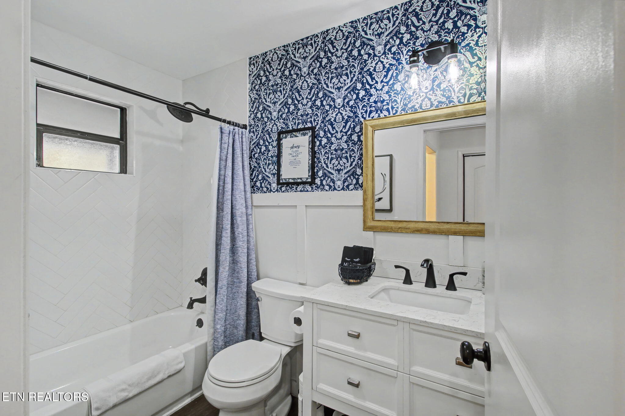 4037 Chamberlain Lane Sevierville TN 37862