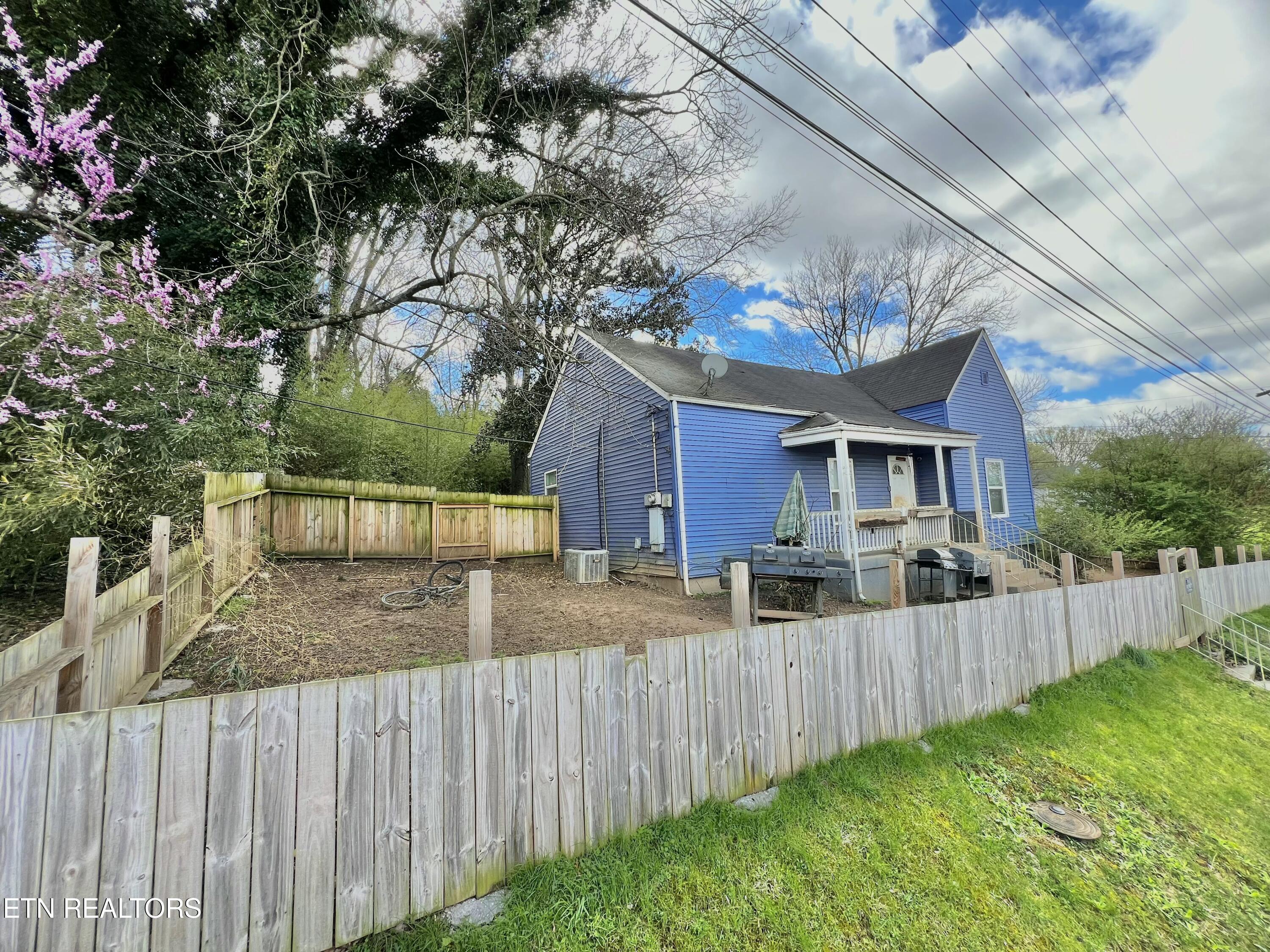 1900 Victoria Avenue Knoxville TN 37915