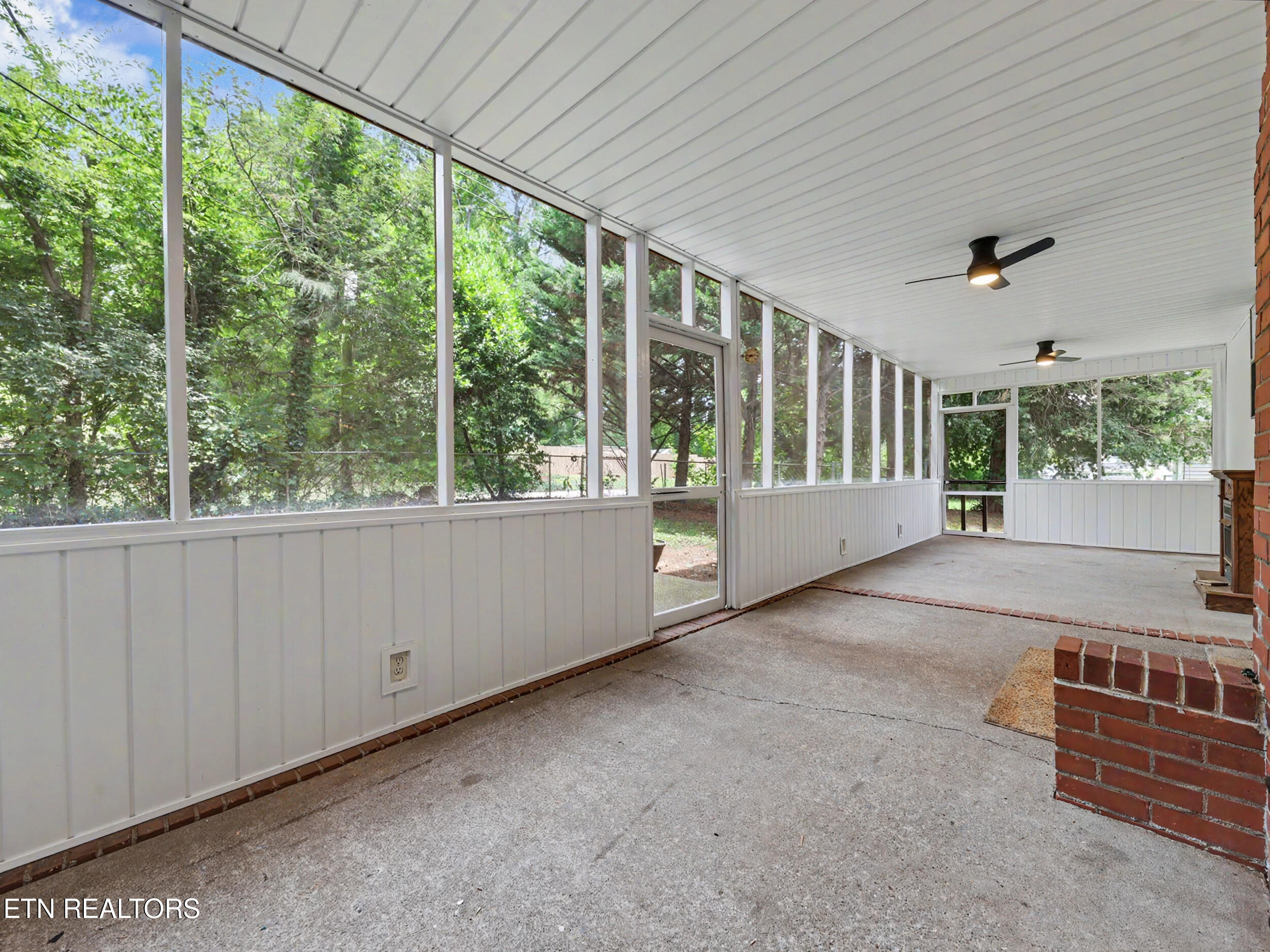 120 Lonas Drive Maryville TN 37803