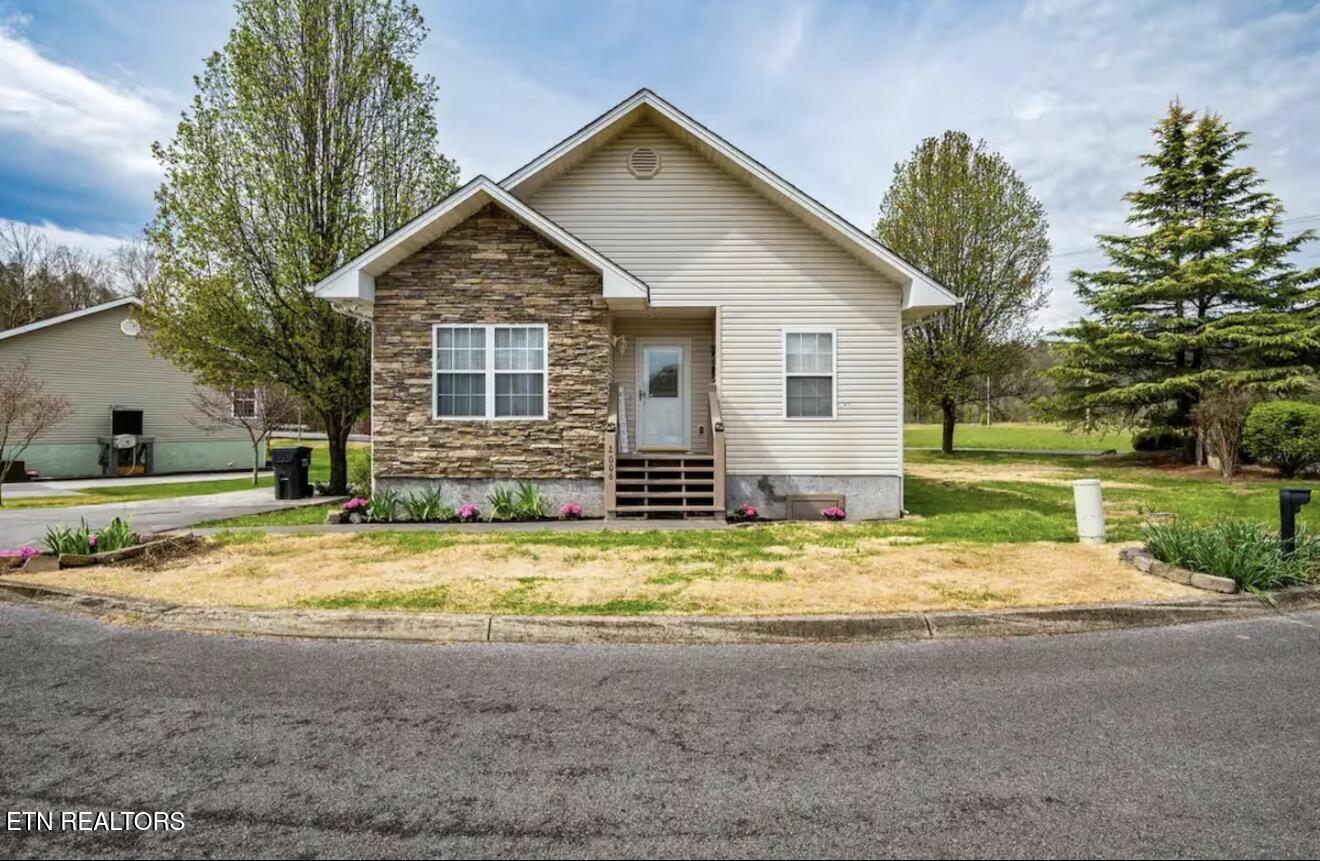 2006 Slippery Rock Circle Pigeon Forge TN 37862