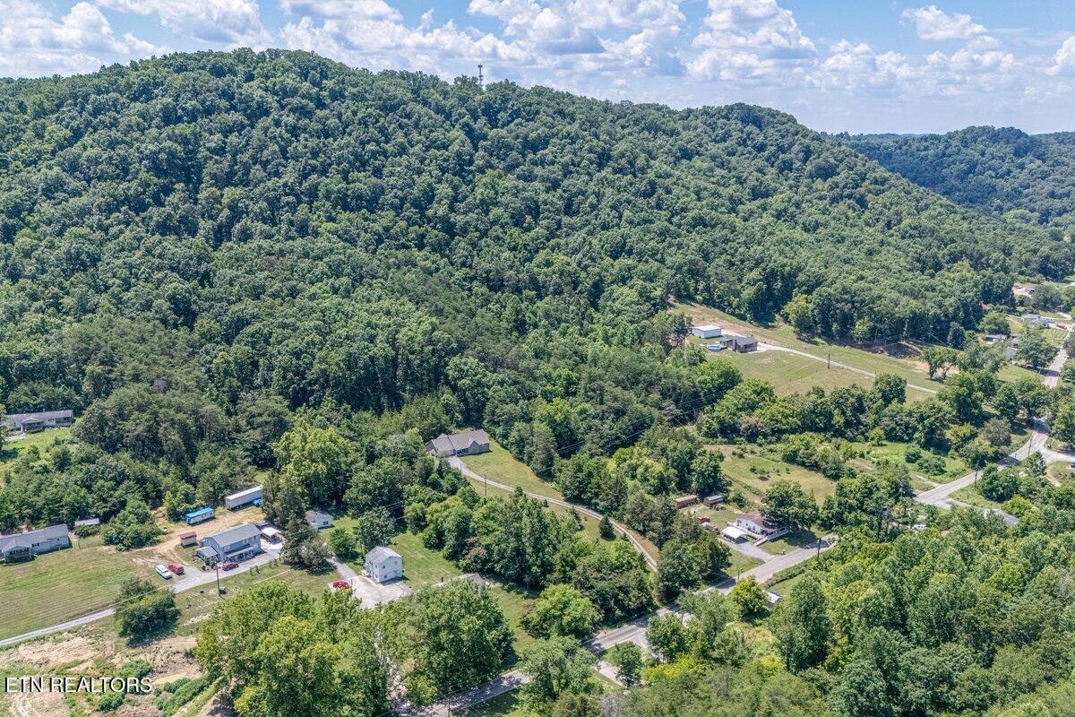 9126 Andersonville Pike Pike Powell TN 37849