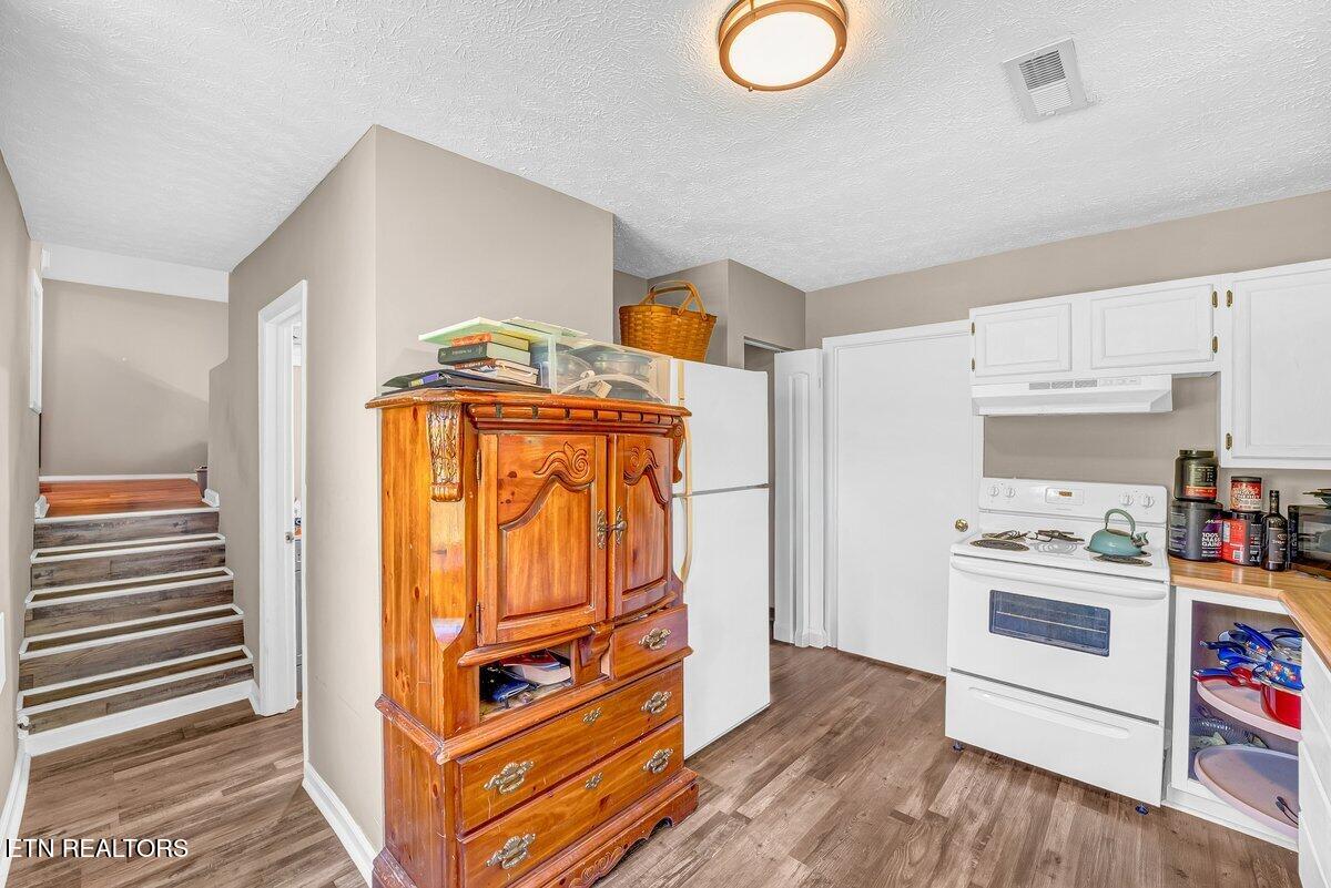 9126 Andersonville Pike Pike Powell TN 37849