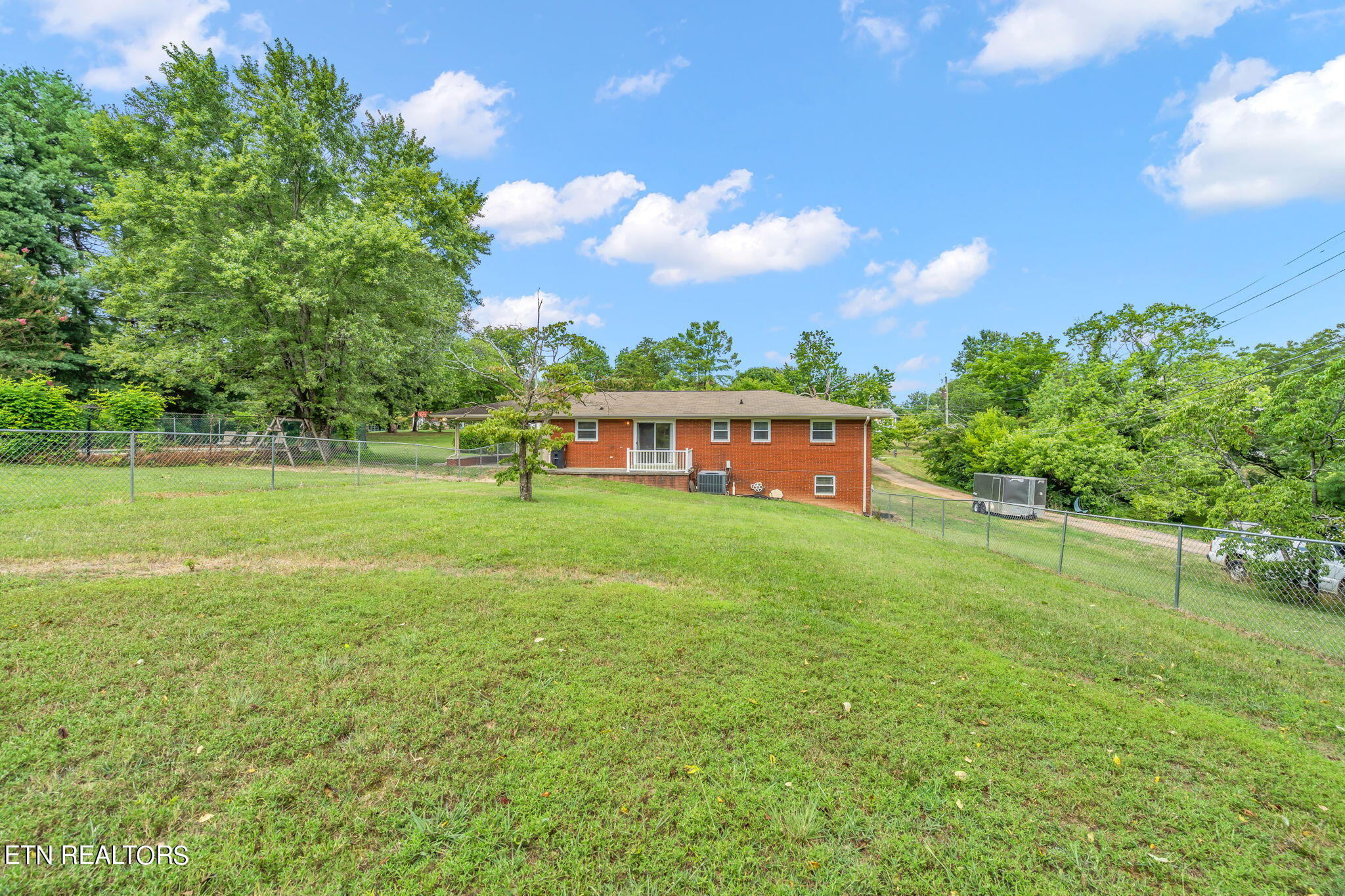 1312 NW Michaels Lane Knoxville TN 37912