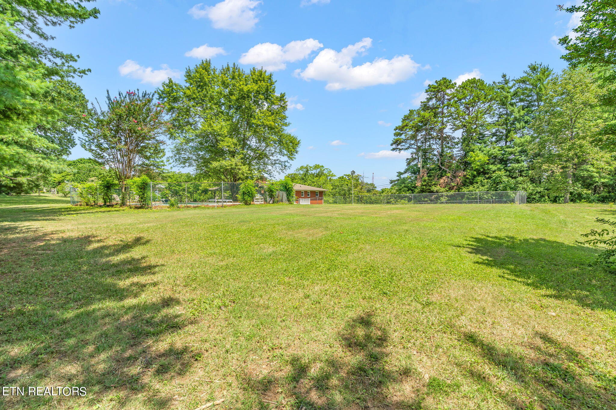 1312 NW Michaels Lane Knoxville TN 37912