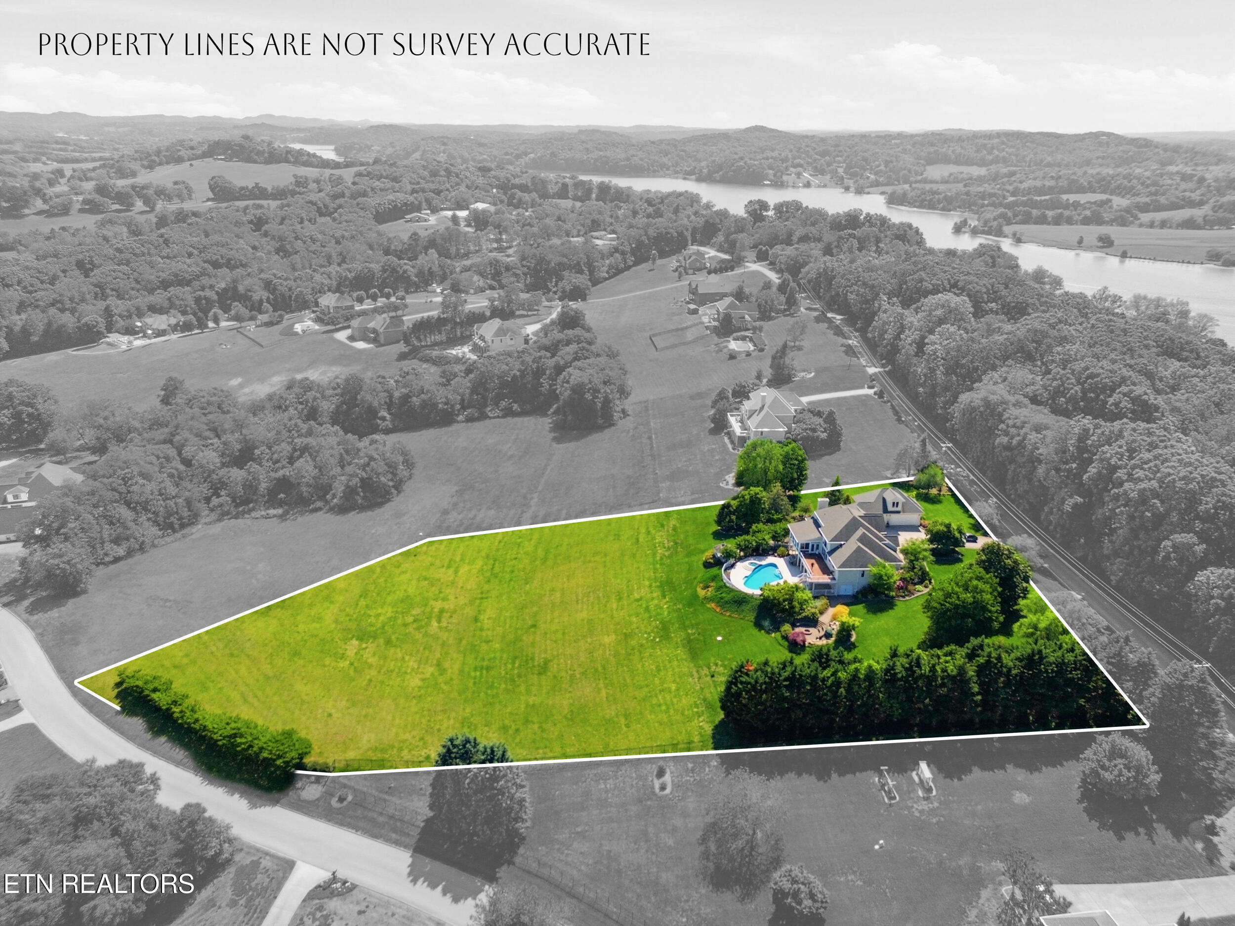 4246 Gravelly Hills Road Louisville TN 37777