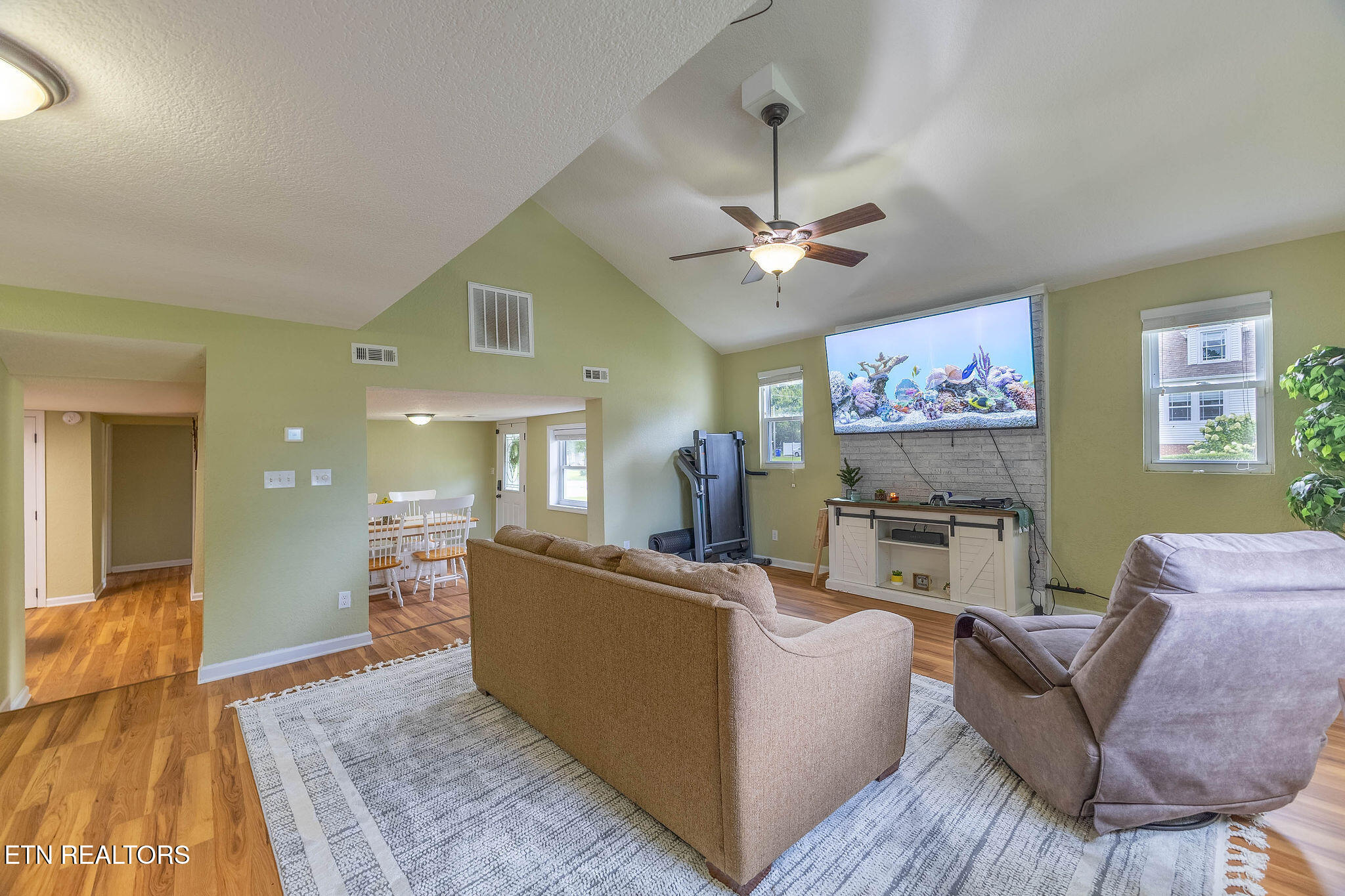 307 Glendale Avenue Clinton TN 37716