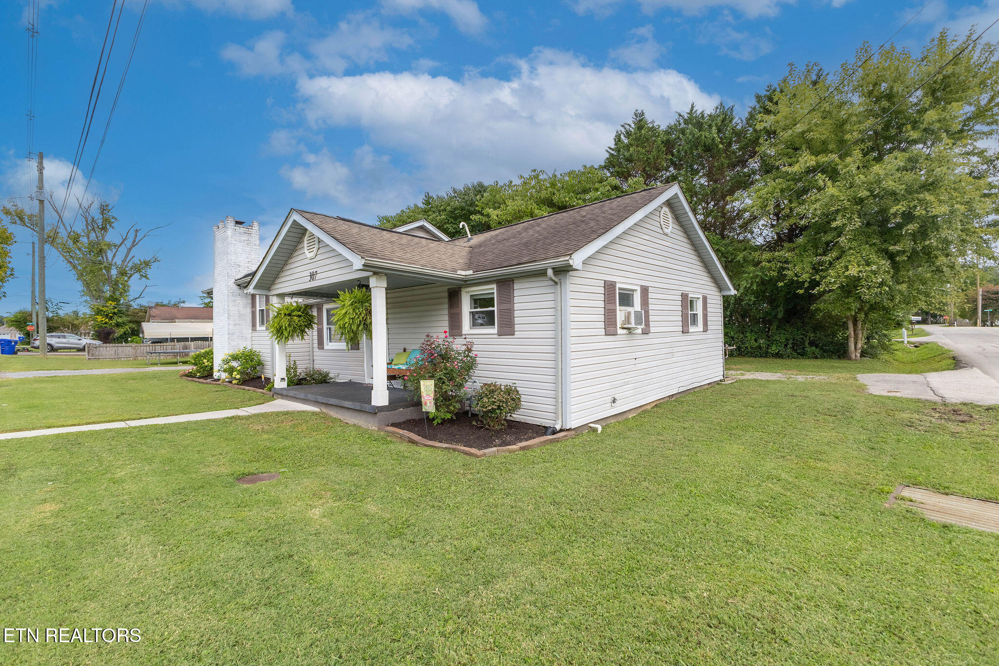 307 Glendale Avenue Clinton TN 37716