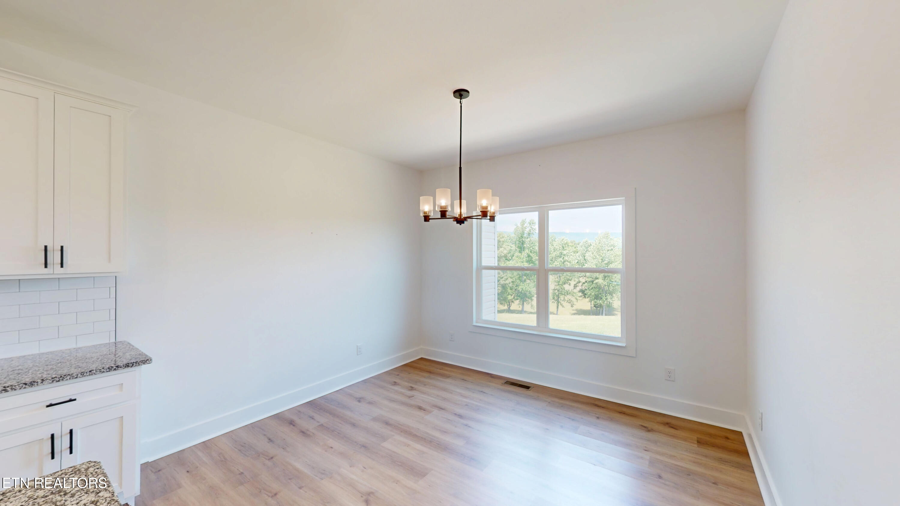 325 Henderson Road Evensville TN 37332