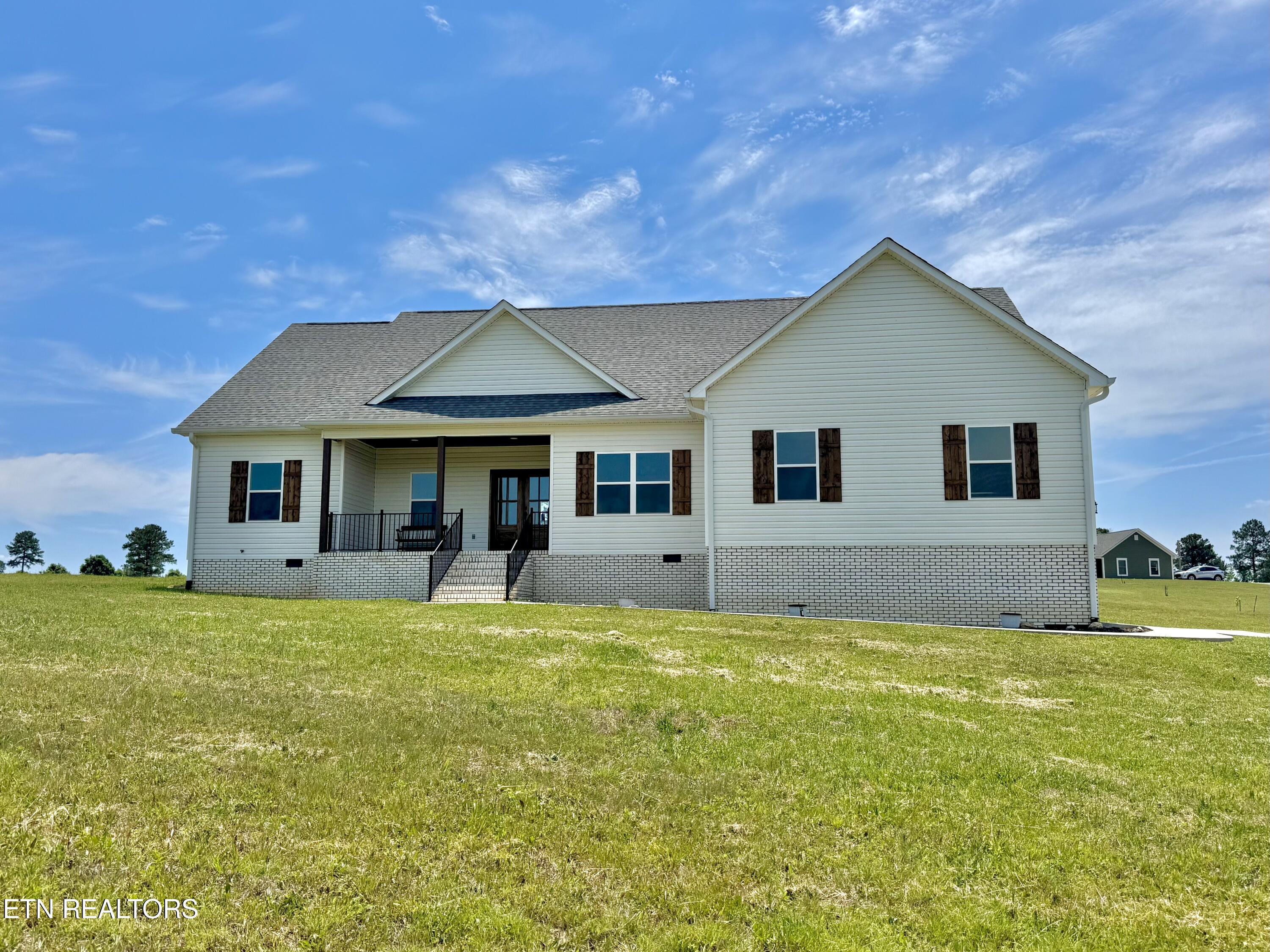 325 Henderson Road Evensville TN 37332